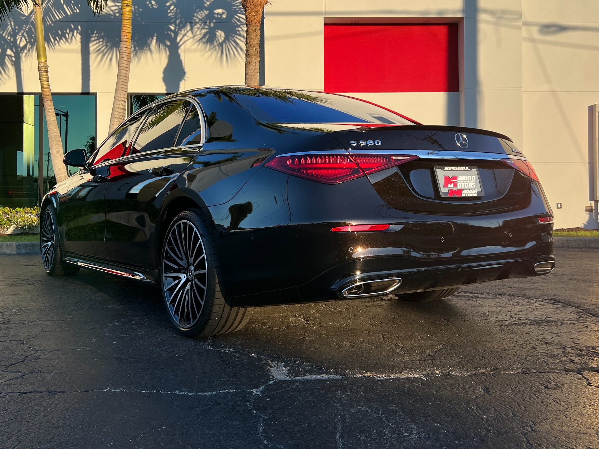 Used-2022-Mercedes-Benz-S-Class-S-580-4MATIC