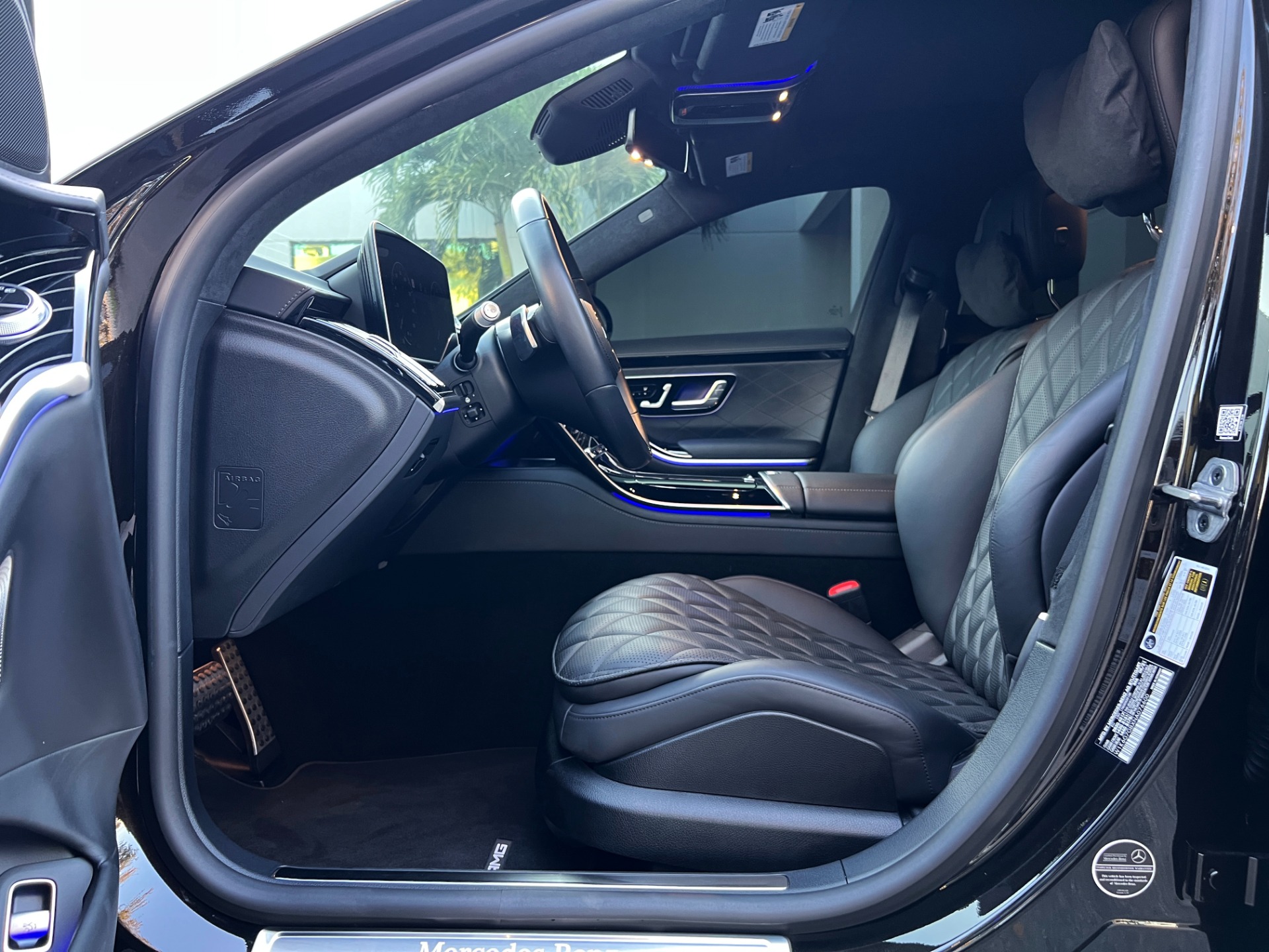 Used-2022-Mercedes-Benz-S-Class-S-580-4MATIC