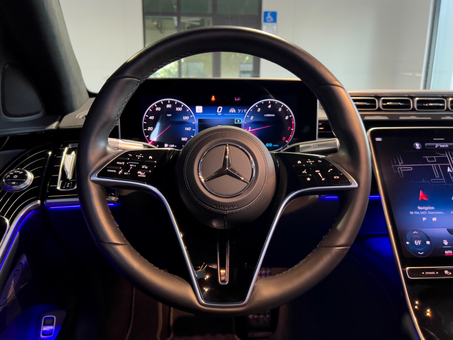 Used-2022-Mercedes-Benz-S-Class-S-580-4MATIC