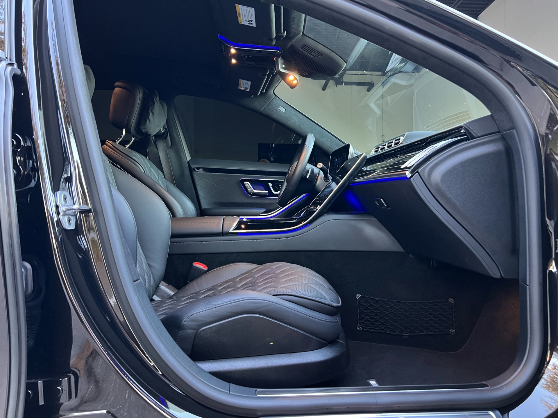 Used-2022-Mercedes-Benz-S-Class-S-580-4MATIC