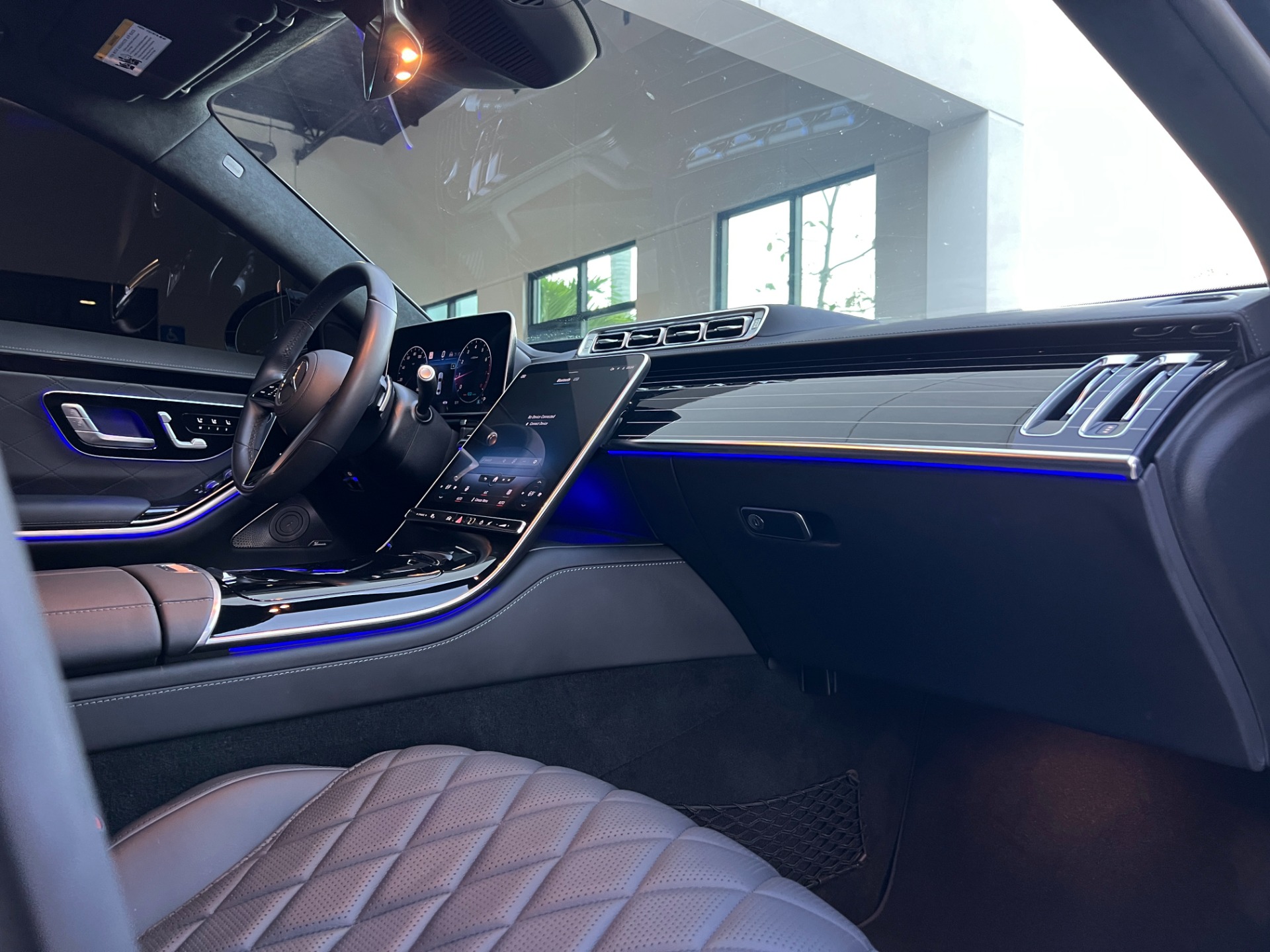 Used-2022-Mercedes-Benz-S-Class-S-580-4MATIC