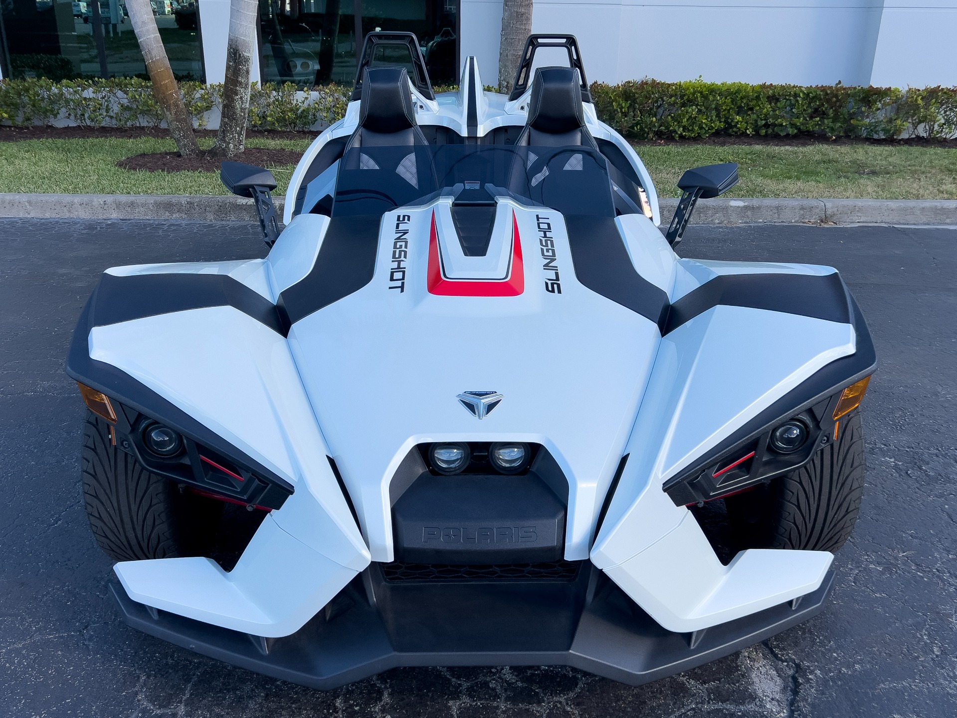 Used-2016-Polaris-Slingshot-SL-LE