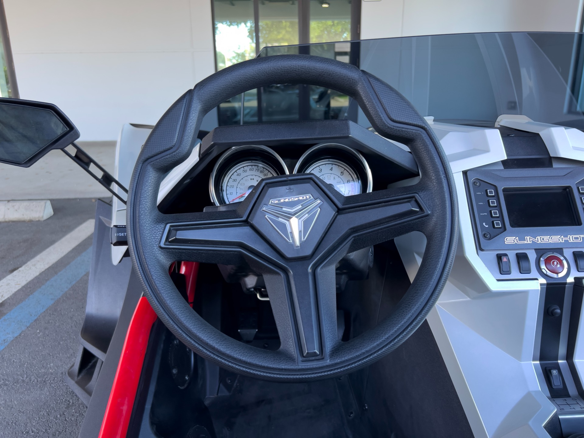 Used-2016-Polaris-Slingshot-SL-LE