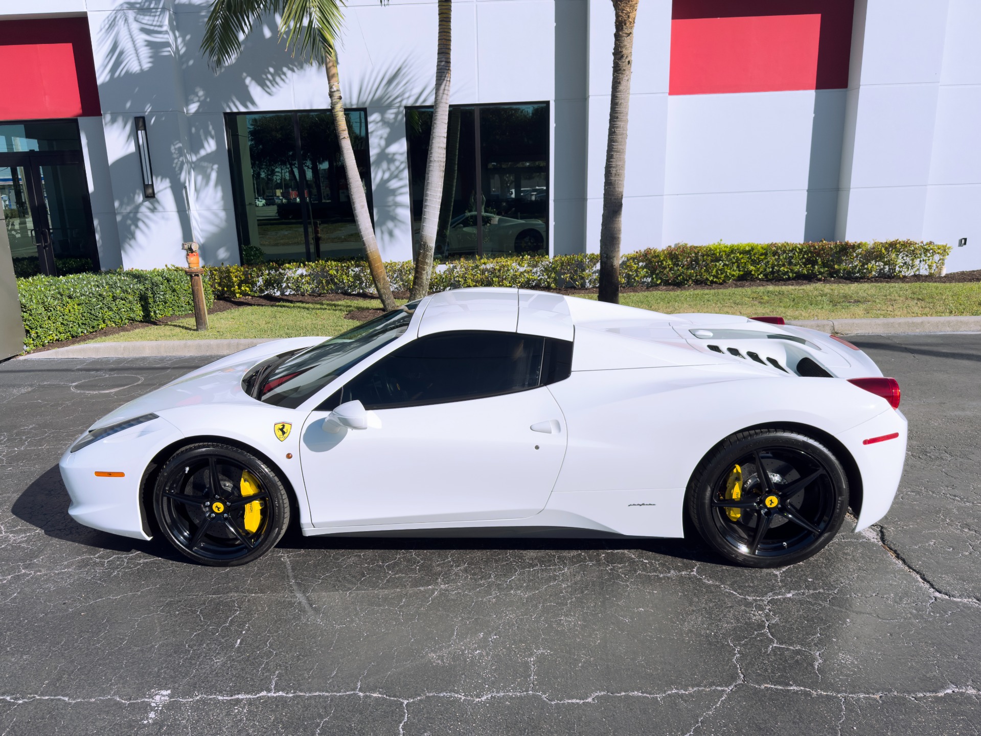 Used-2014-Ferrari-458-Spider