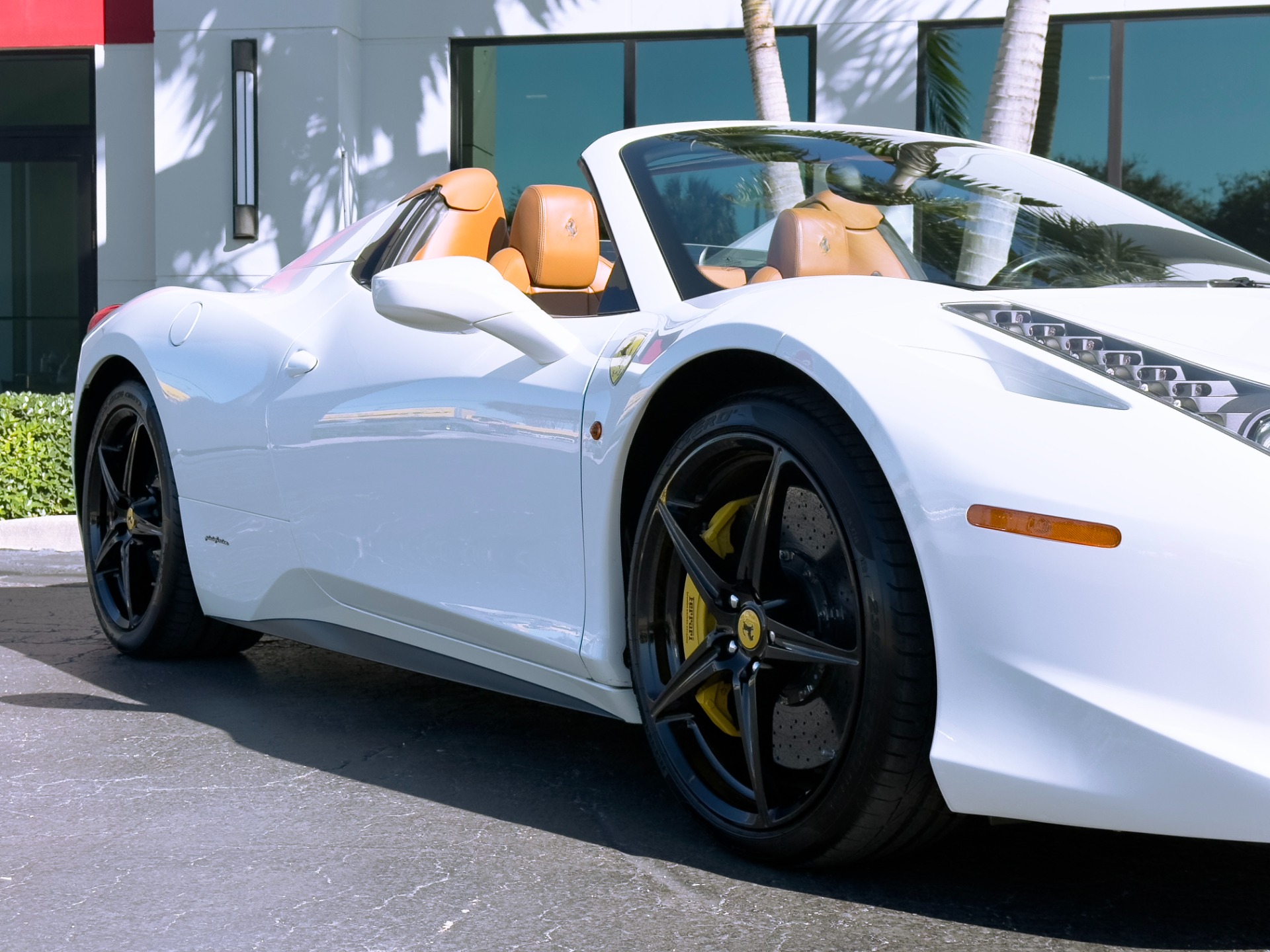 Used-2014-Ferrari-458-Spider