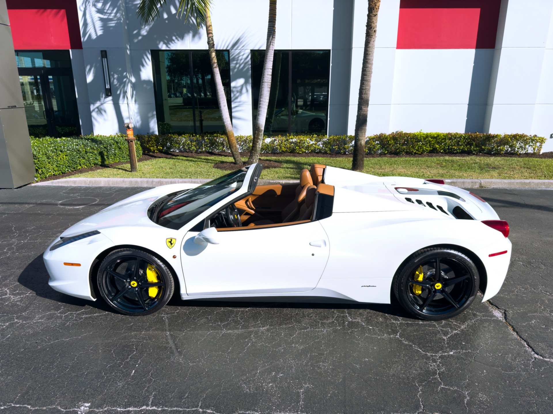 Used-2014-Ferrari-458-Spider