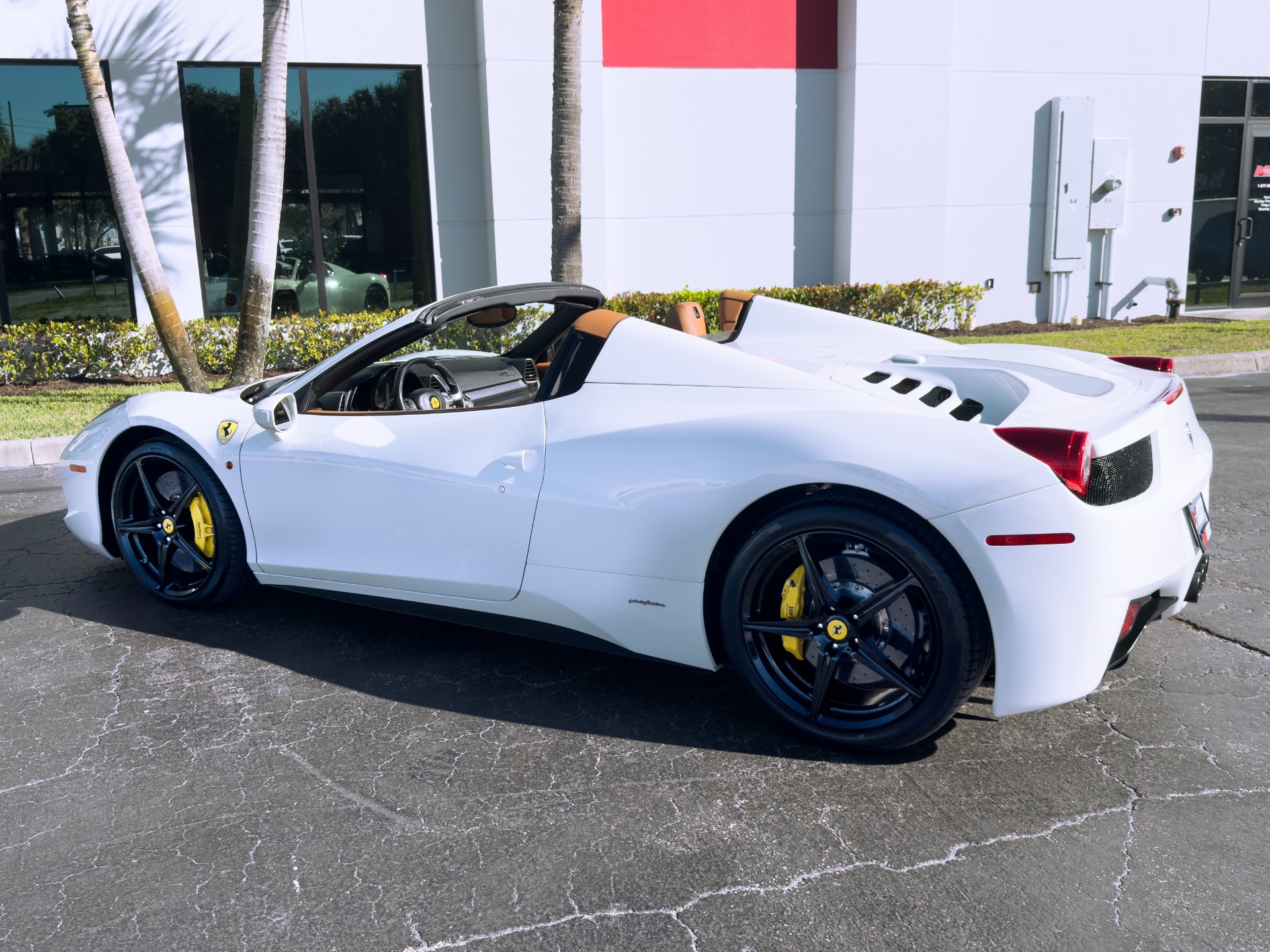 Used-2014-Ferrari-458-Spider