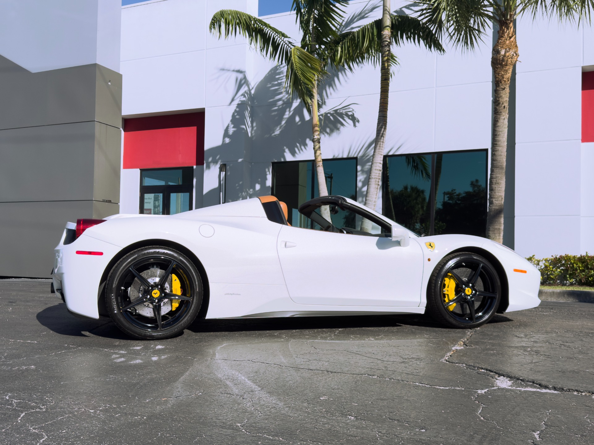 Used-2014-Ferrari-458-Spider