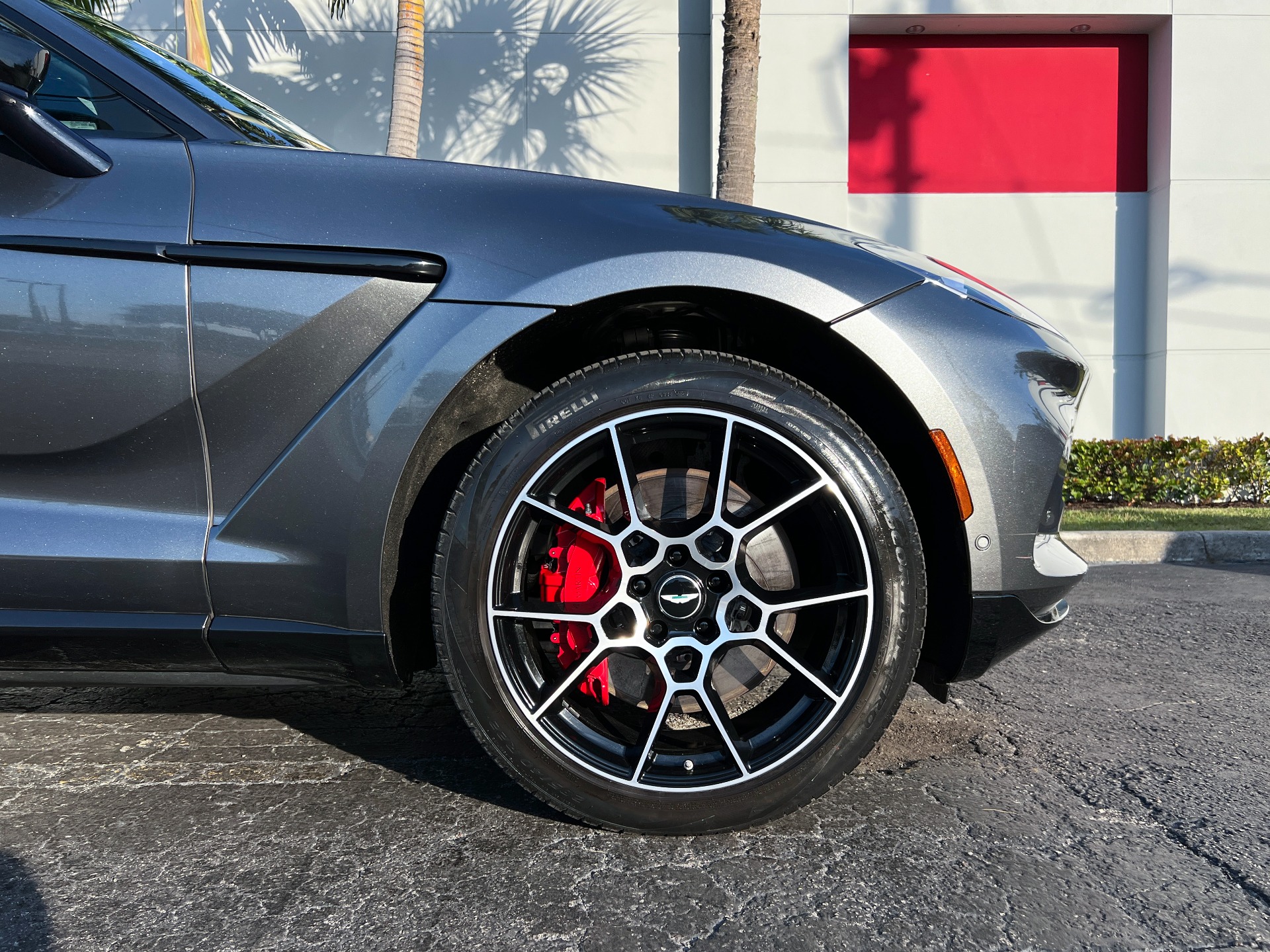 Used-2021-Aston-Martin-DBX