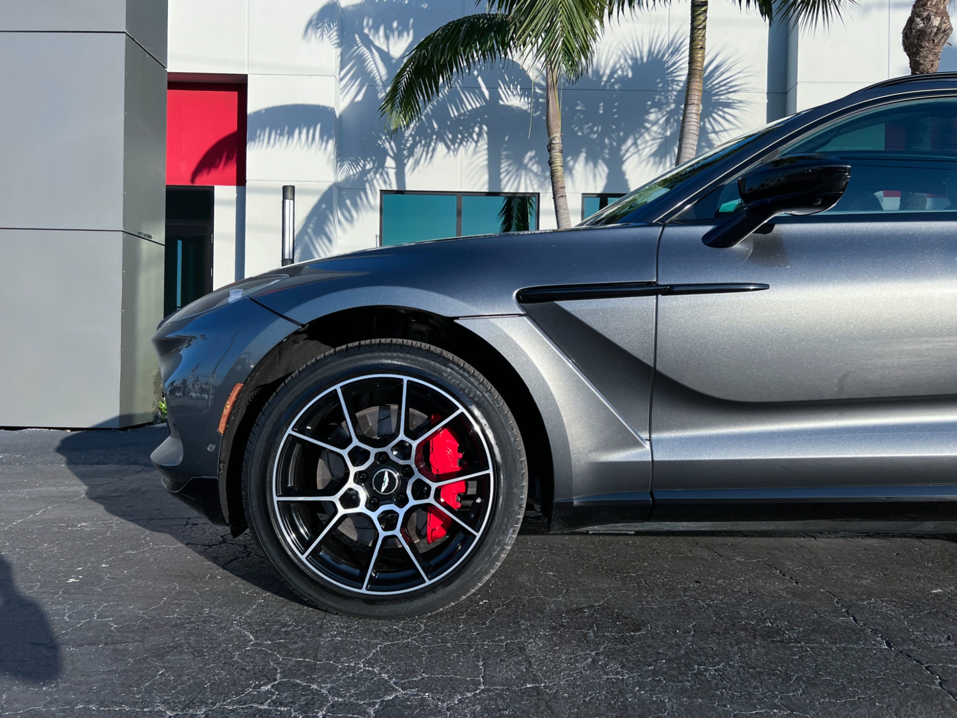 Used-2021-Aston-Martin-DBX