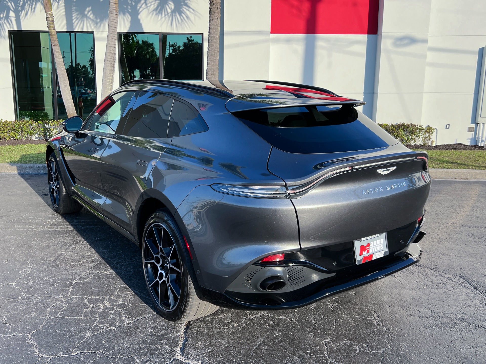 Used-2021-Aston-Martin-DBX