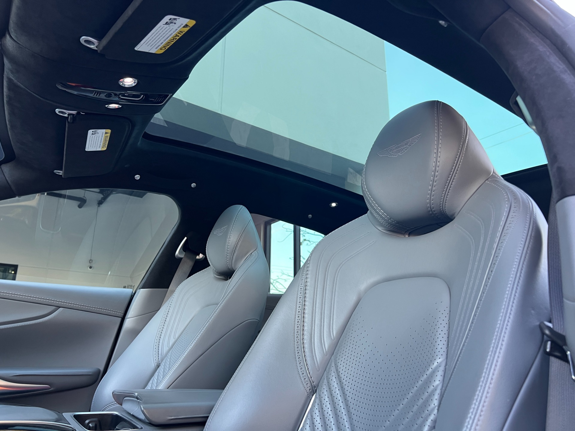 Used-2021-Aston-Martin-DBX