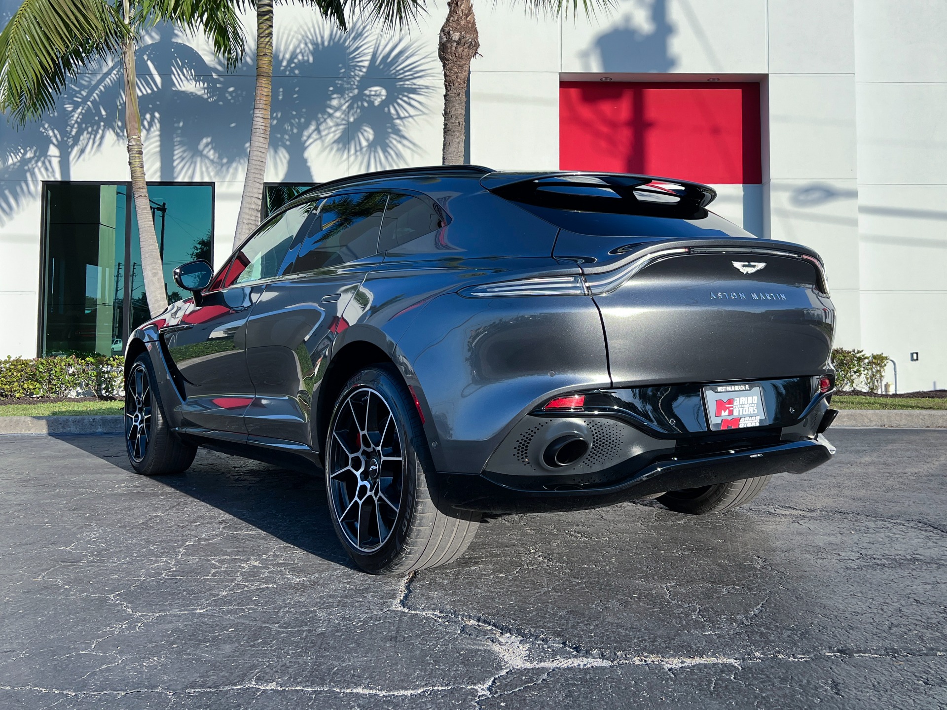 Used-2021-Aston-Martin-DBX