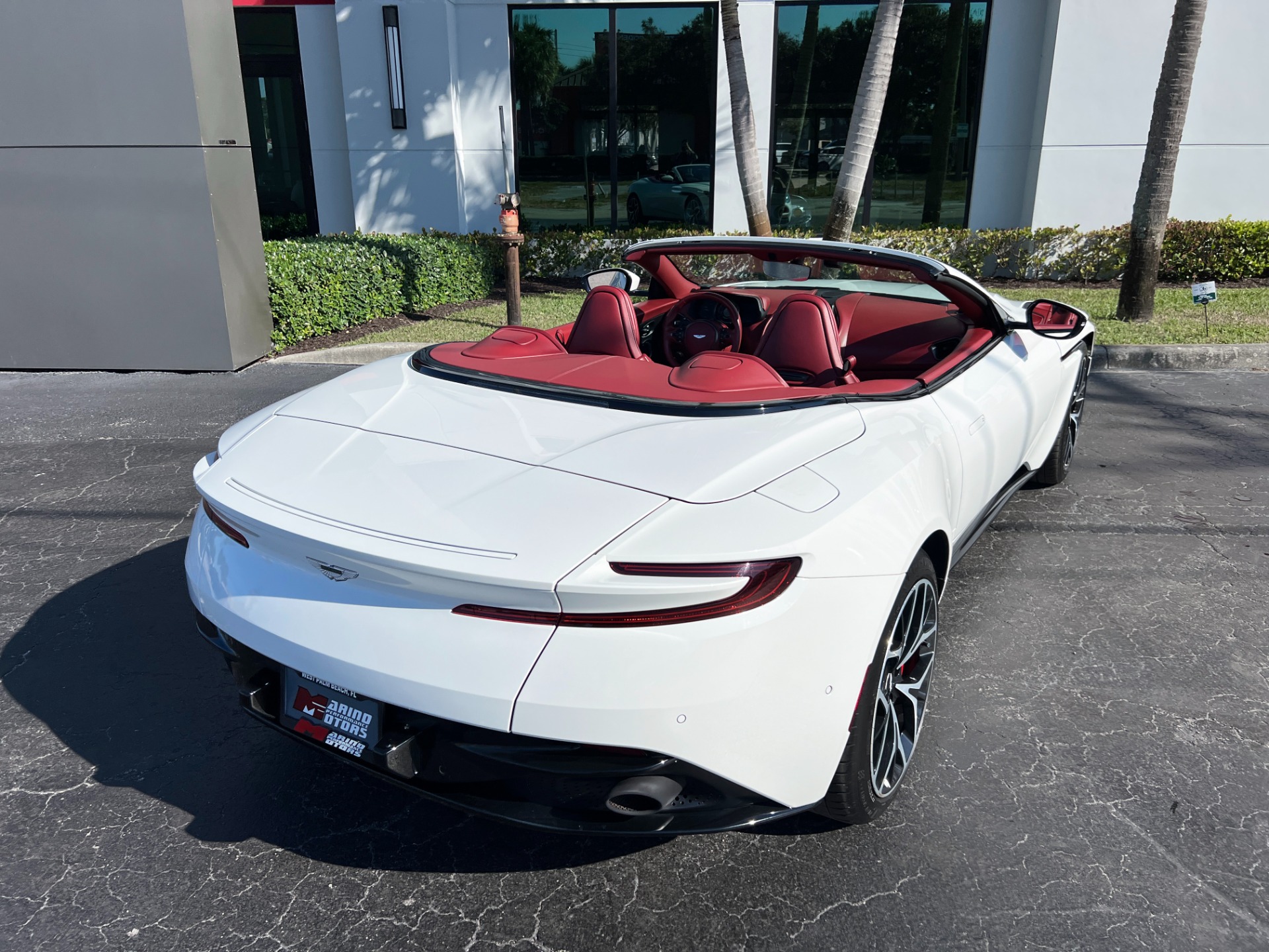 Used-2019-Aston-Martin-DB11-Volante