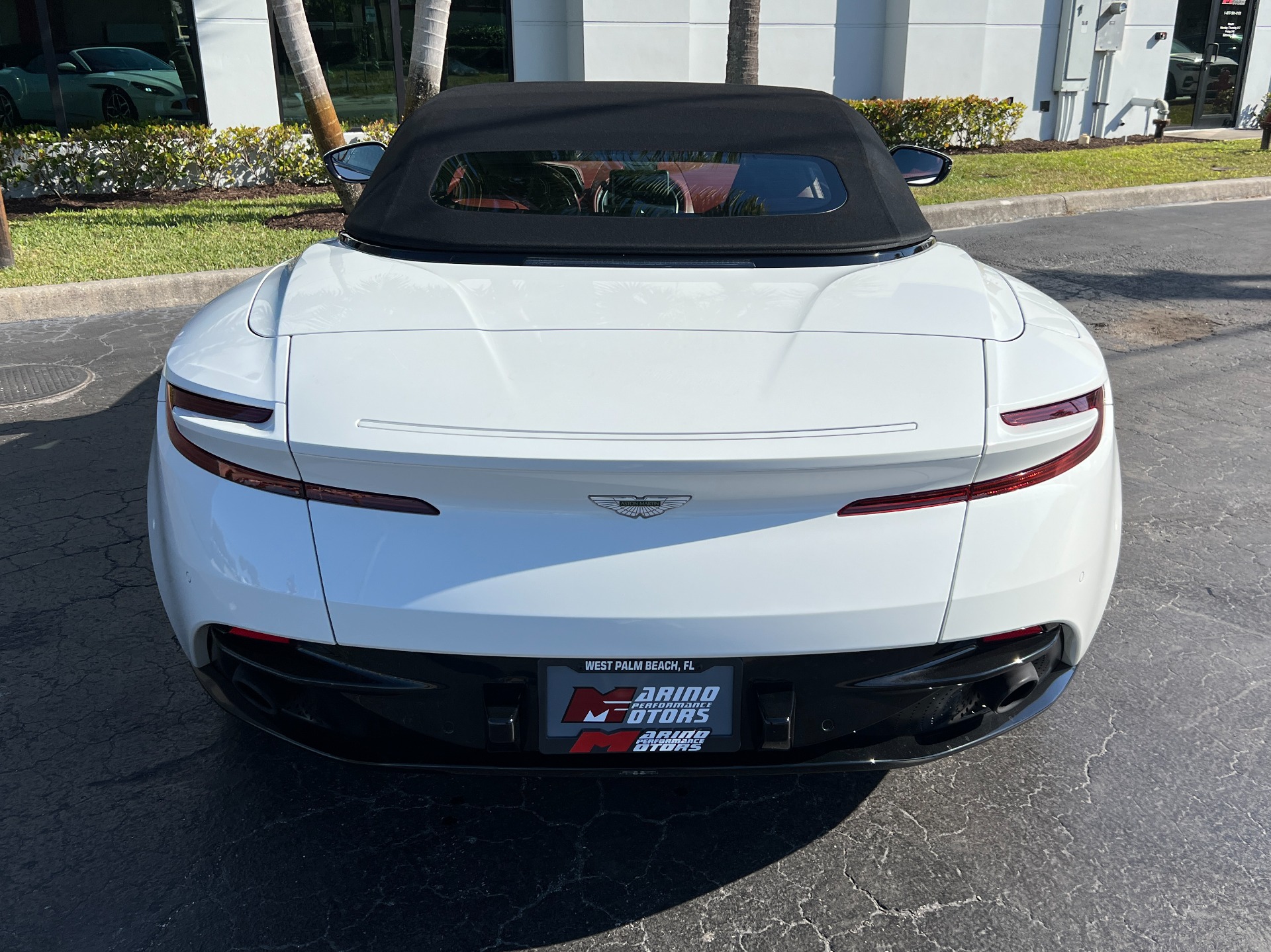 Used-2019-Aston-Martin-DB11-Volante