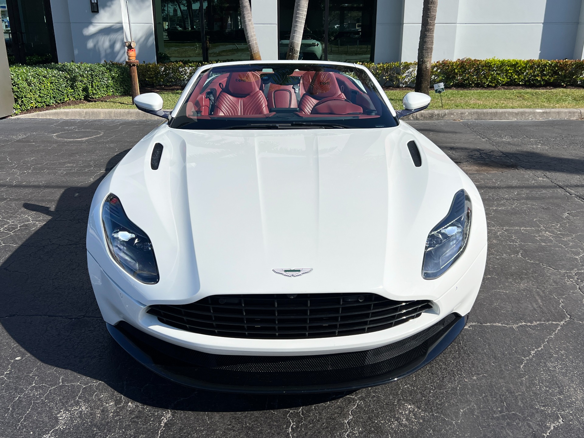 Used-2019-Aston-Martin-DB11-Volante