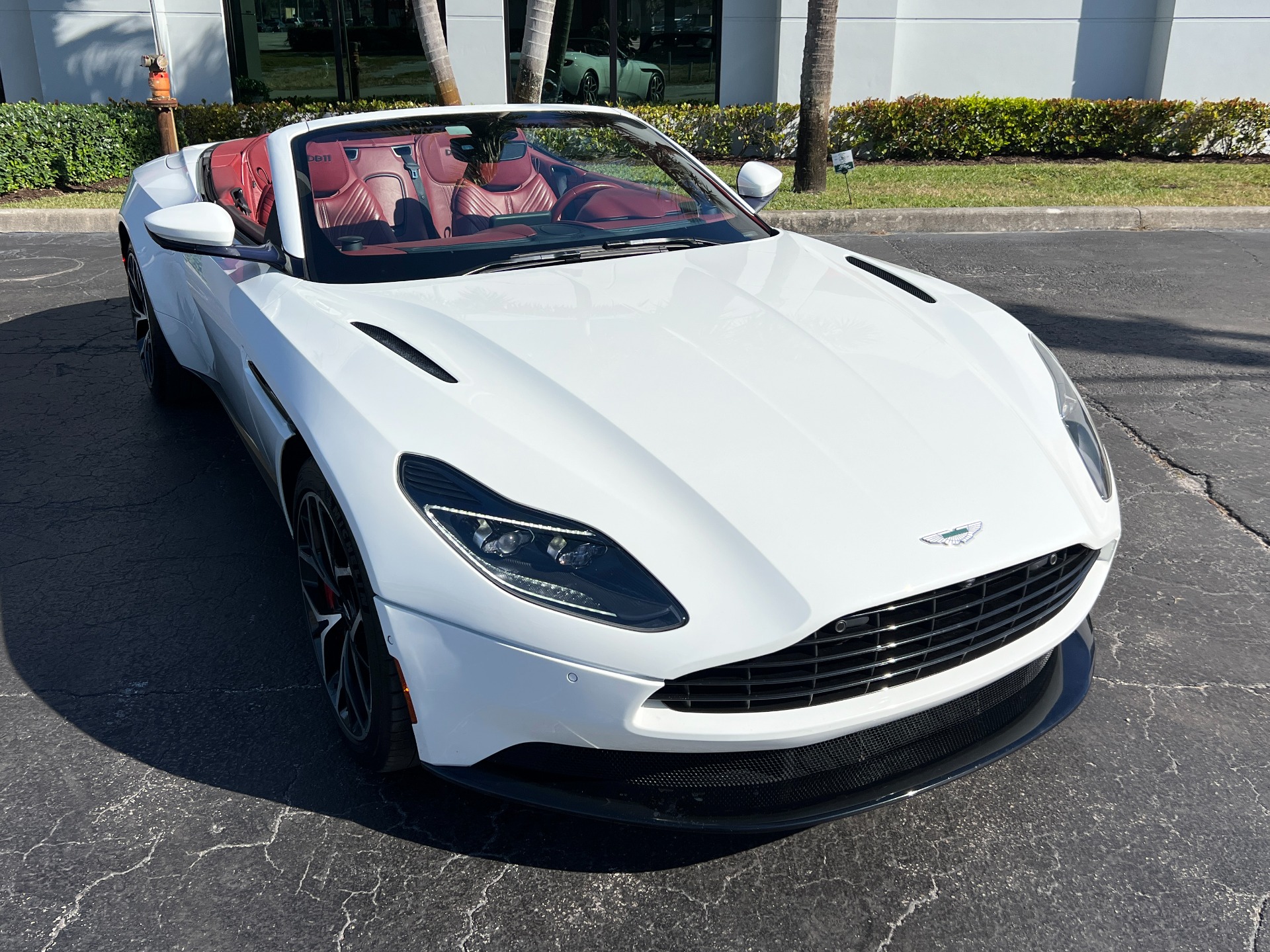 Used-2019-Aston-Martin-DB11-Volante