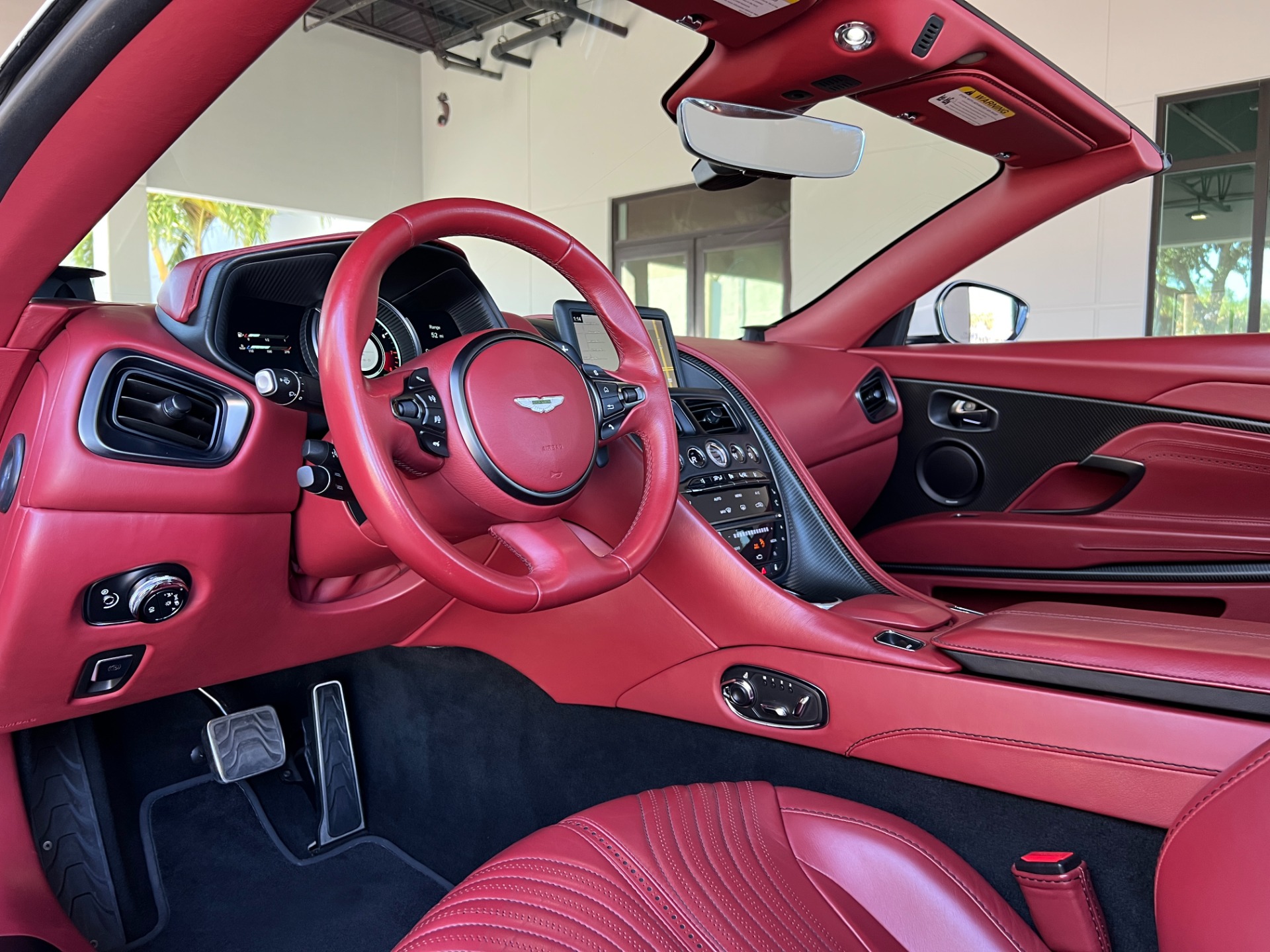 Used-2019-Aston-Martin-DB11-Volante