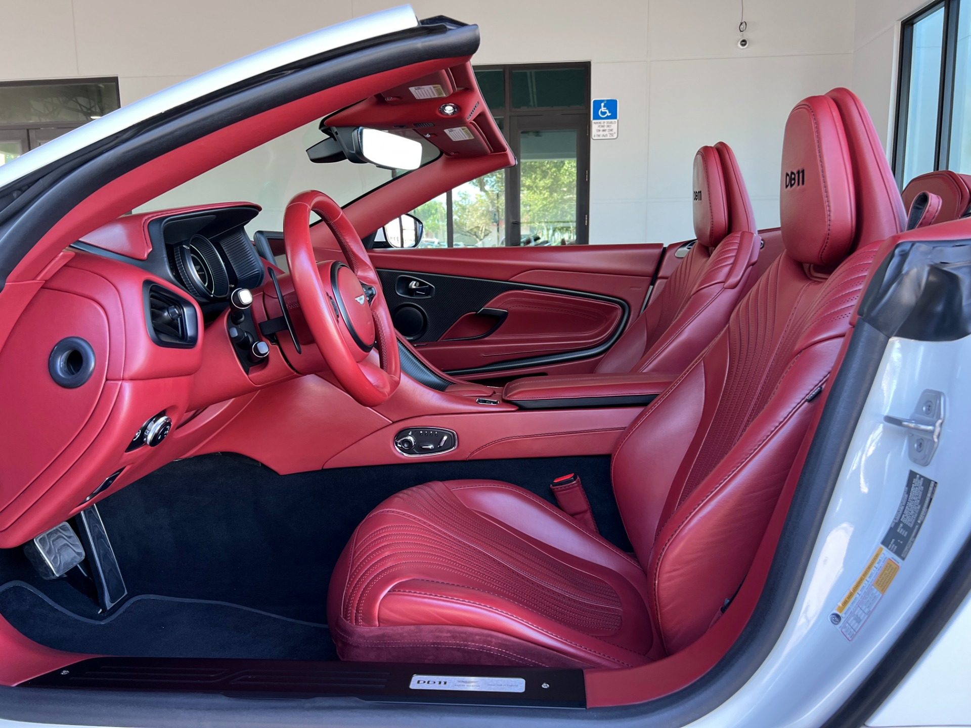 Used-2019-Aston-Martin-DB11-Volante