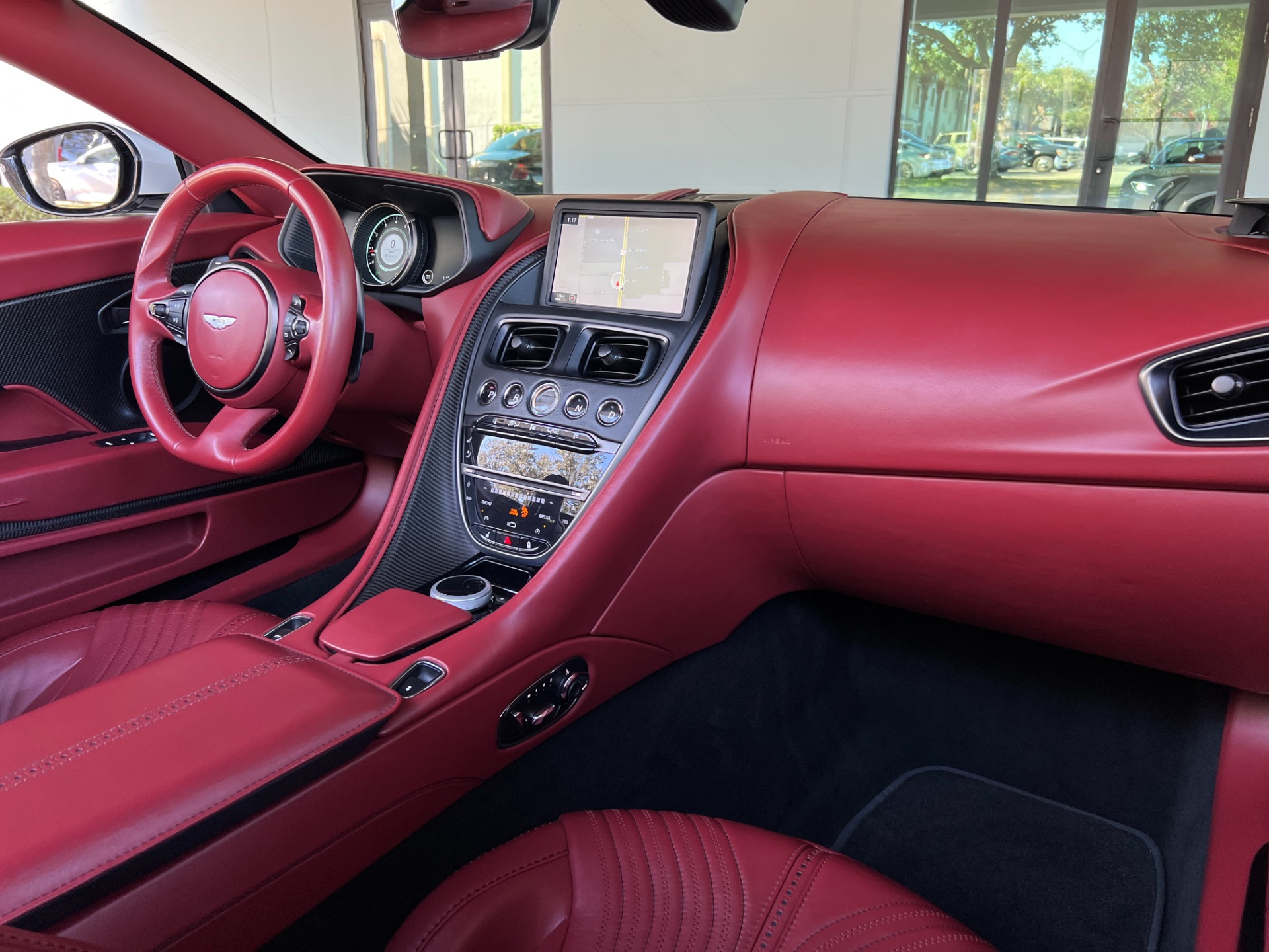 Used-2019-Aston-Martin-DB11-Volante
