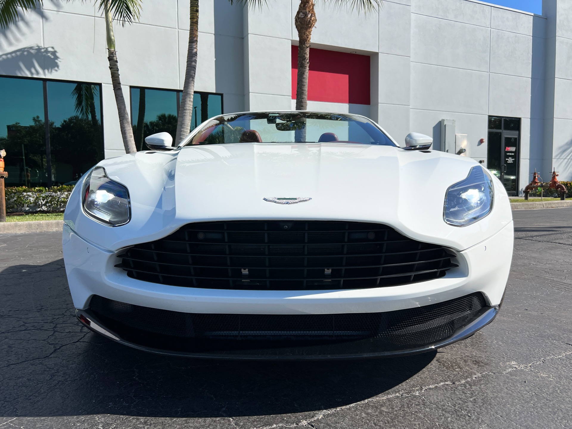 Used-2019-Aston-Martin-DB11-Volante