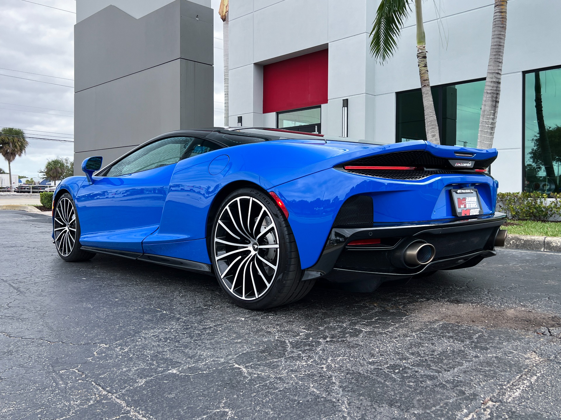 Used-2020-McLaren-GT