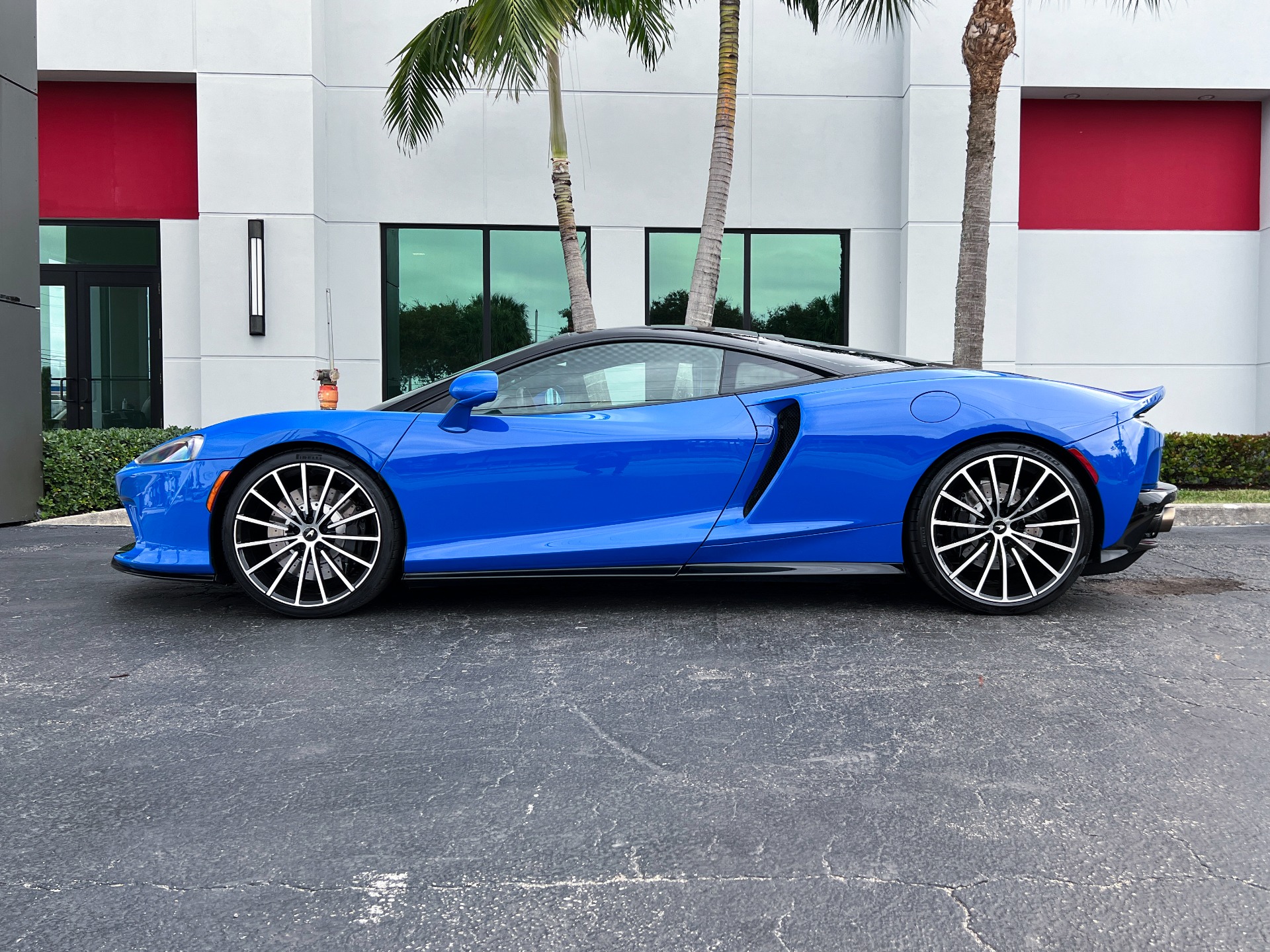 Used-2020-McLaren-GT