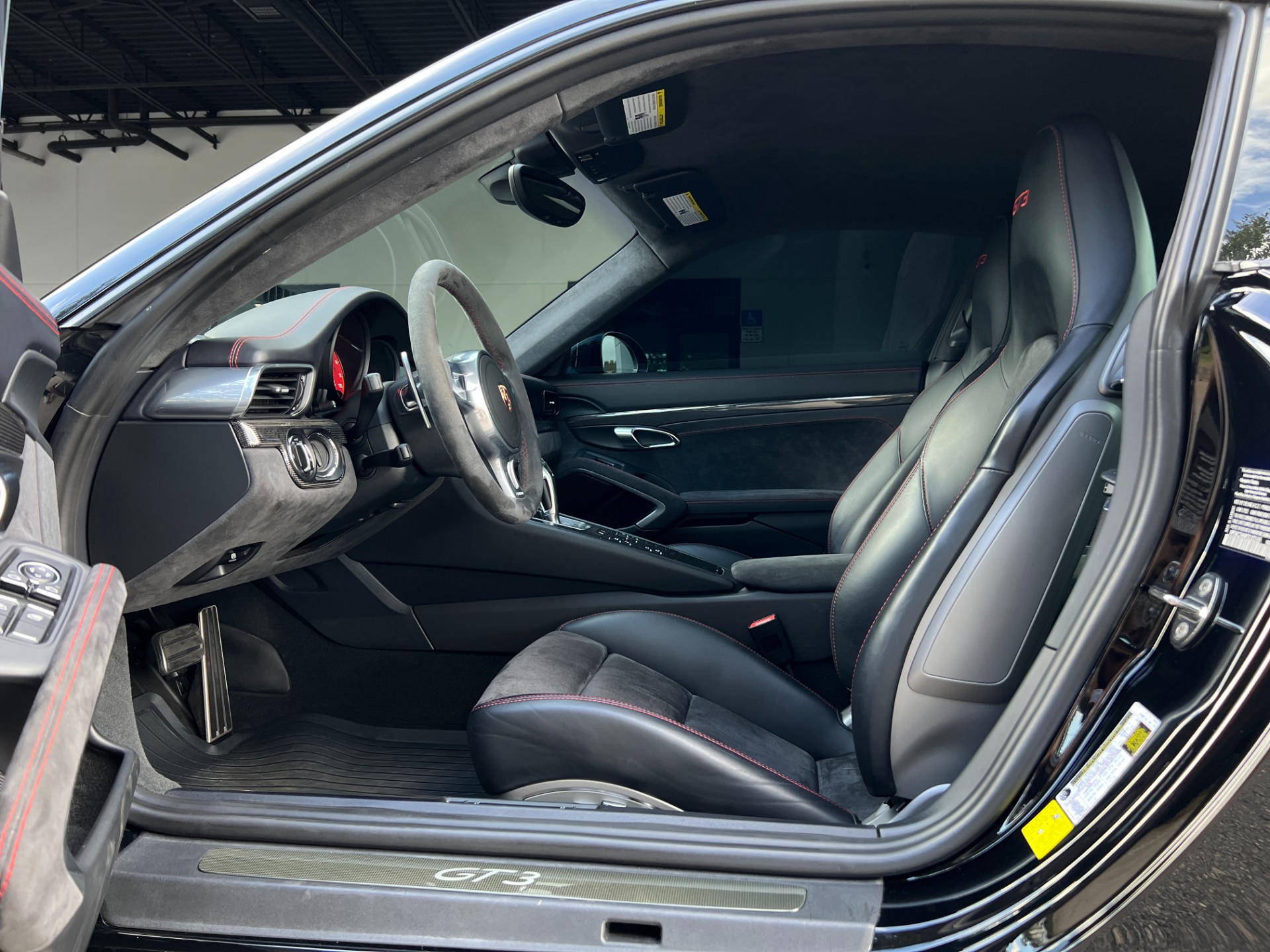 Used-2015-Porsche-911-GT3