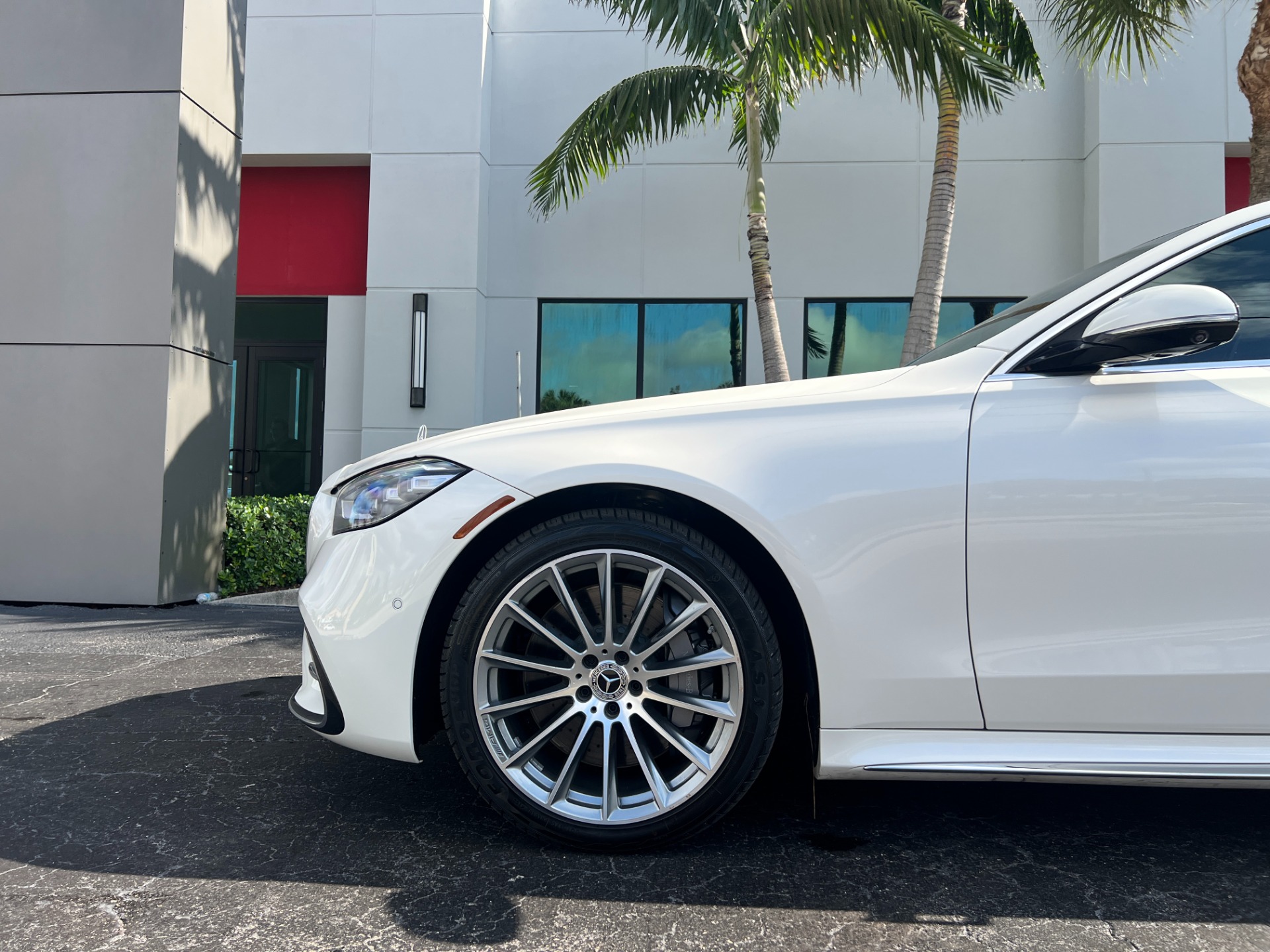 Used-2022-Mercedes-Benz-S-Class-S-580-4MATIC