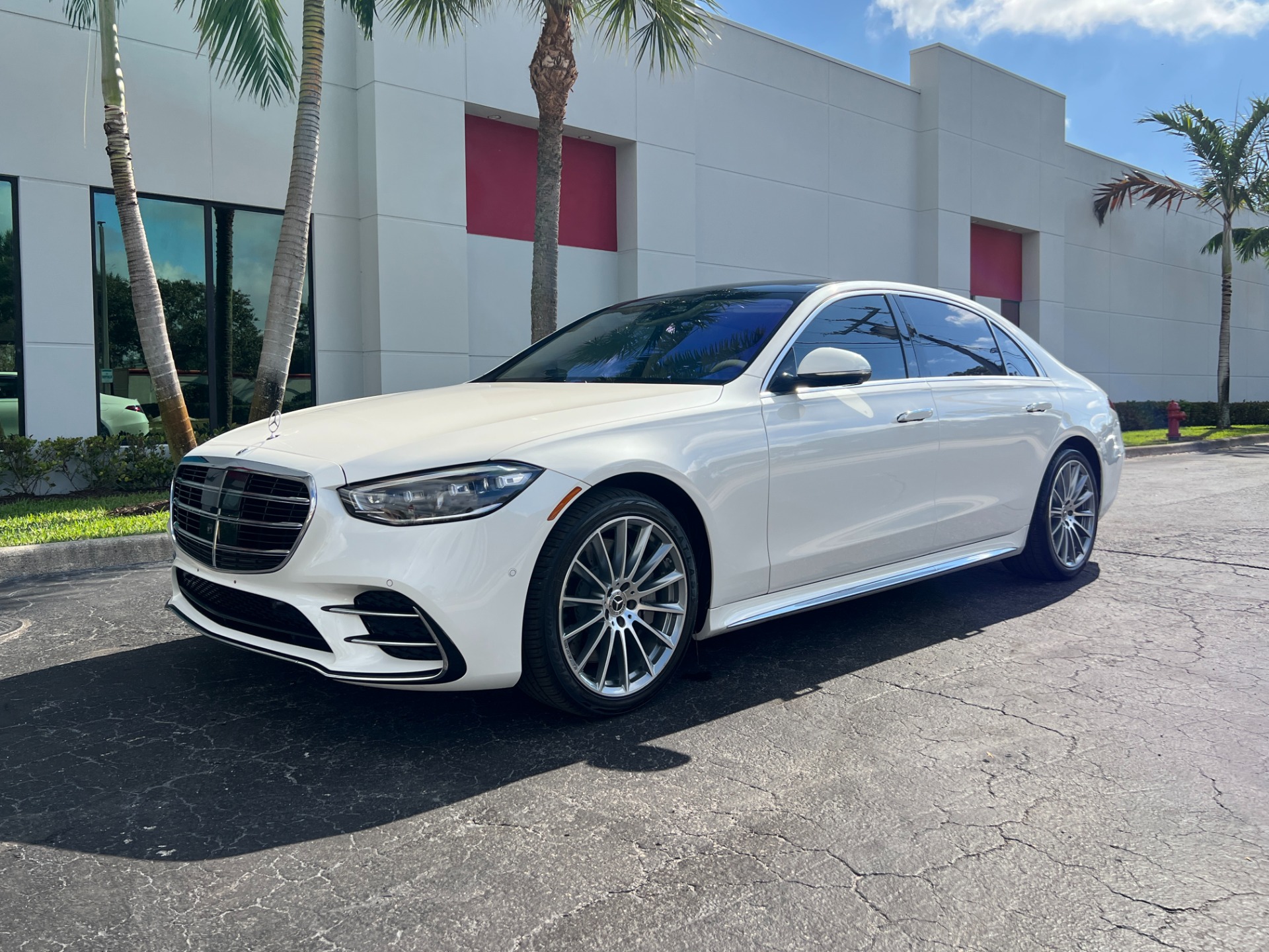 Used-2022-Mercedes-Benz-S-Class-S-580-4MATIC