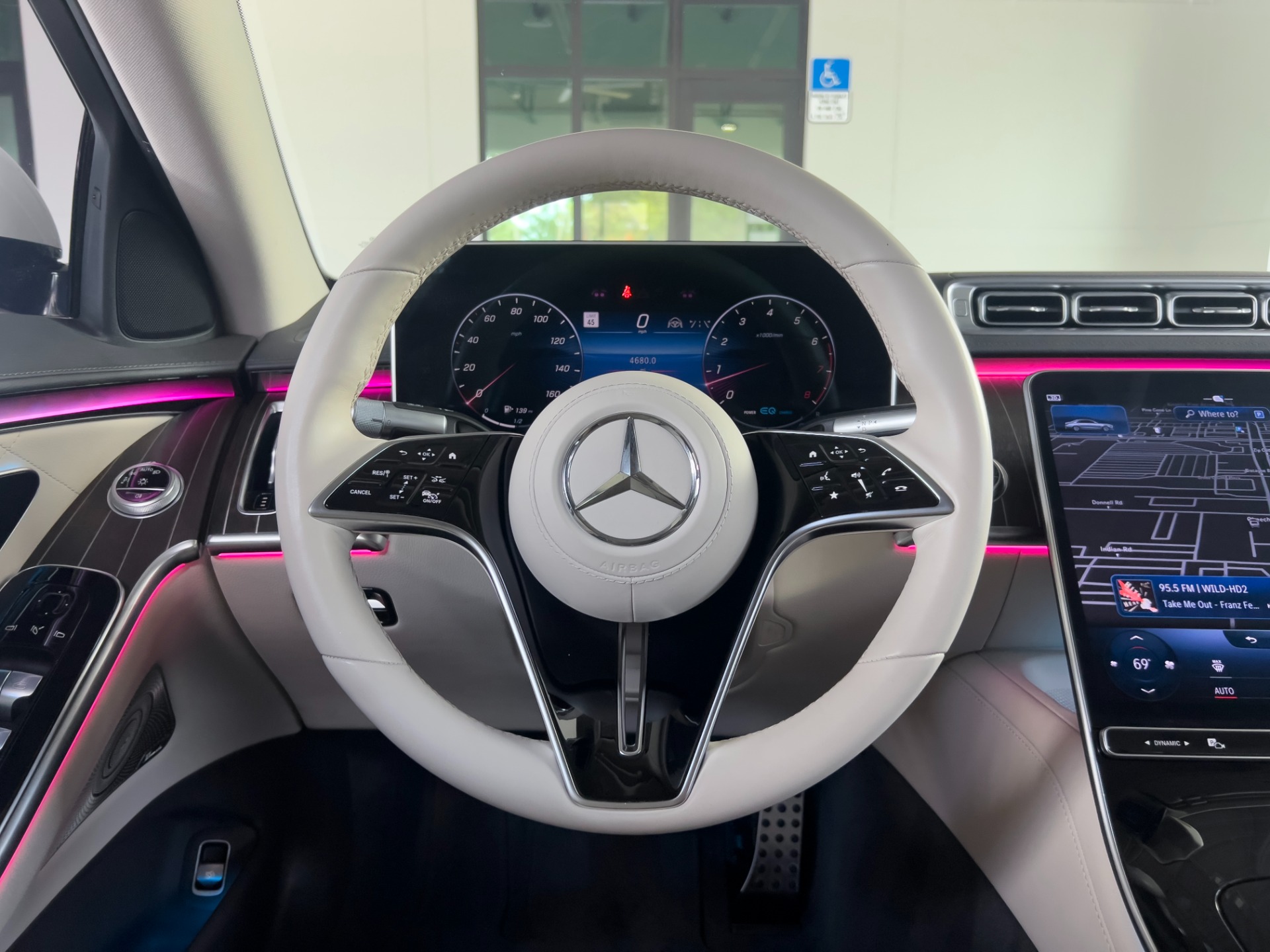 Used-2022-Mercedes-Benz-S-Class-S-580-4MATIC