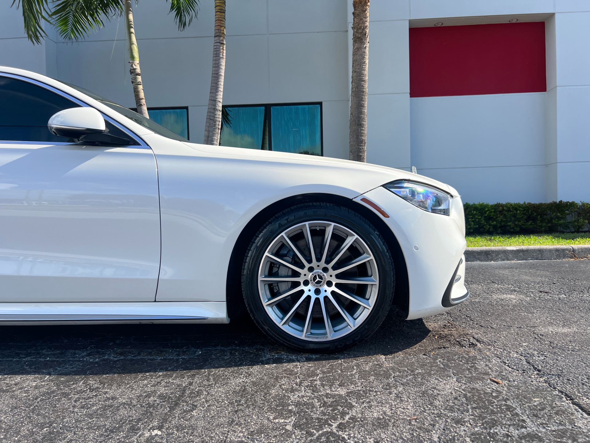 Used-2022-Mercedes-Benz-S-Class-S-580-4MATIC