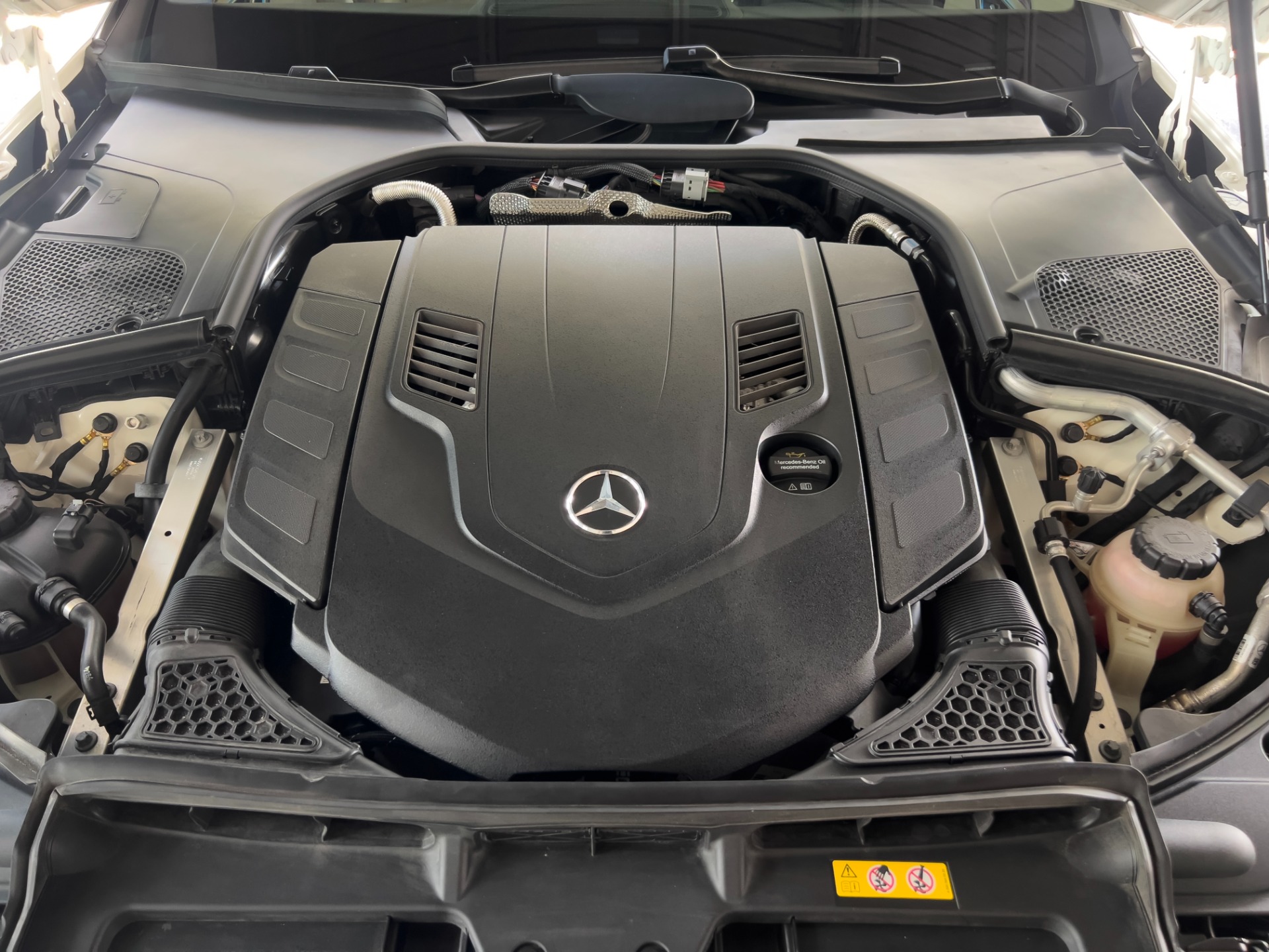 Used-2022-Mercedes-Benz-S-Class-S-580-4MATIC