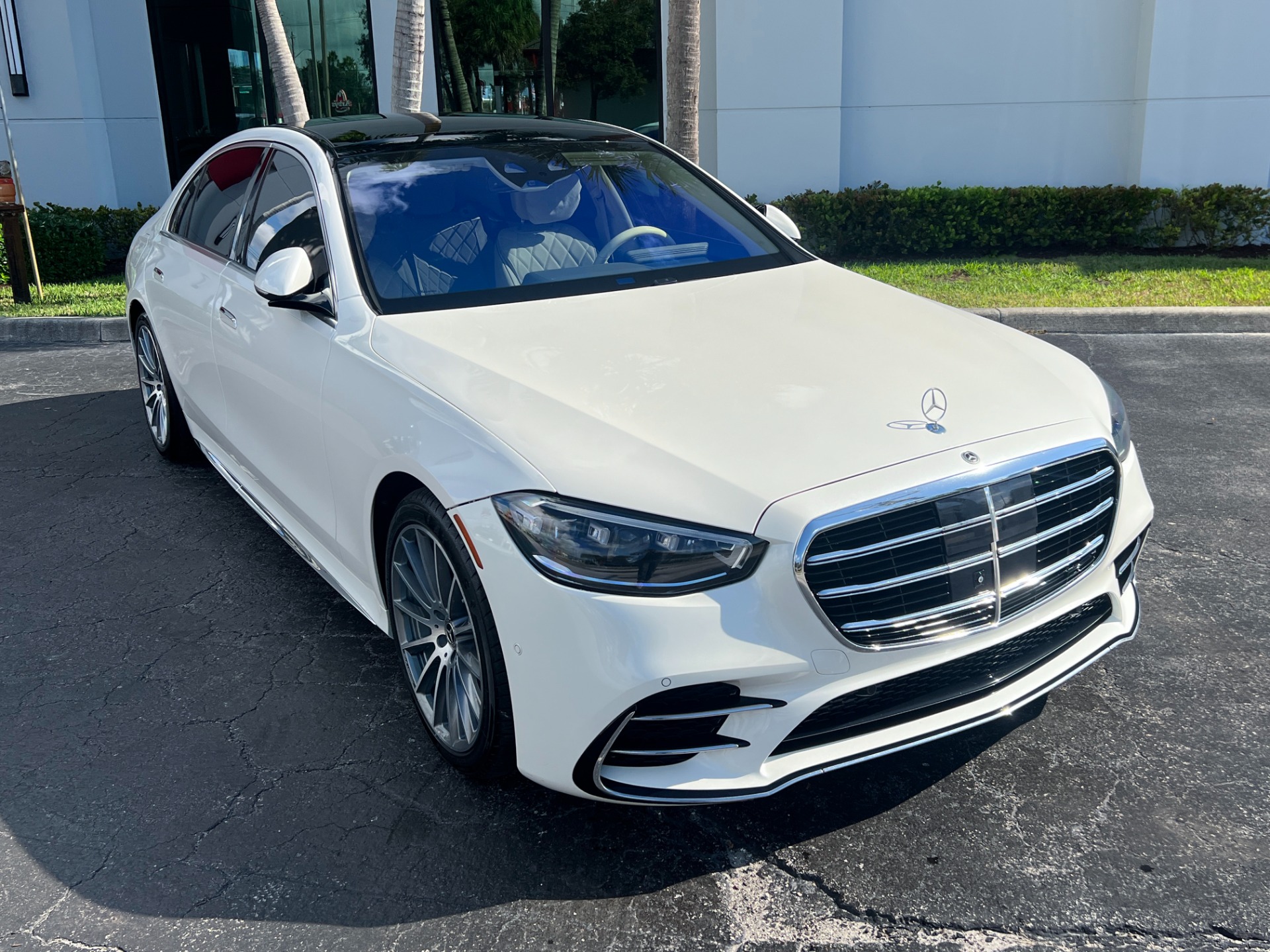 Used-2022-Mercedes-Benz-S-Class-S-580-4MATIC
