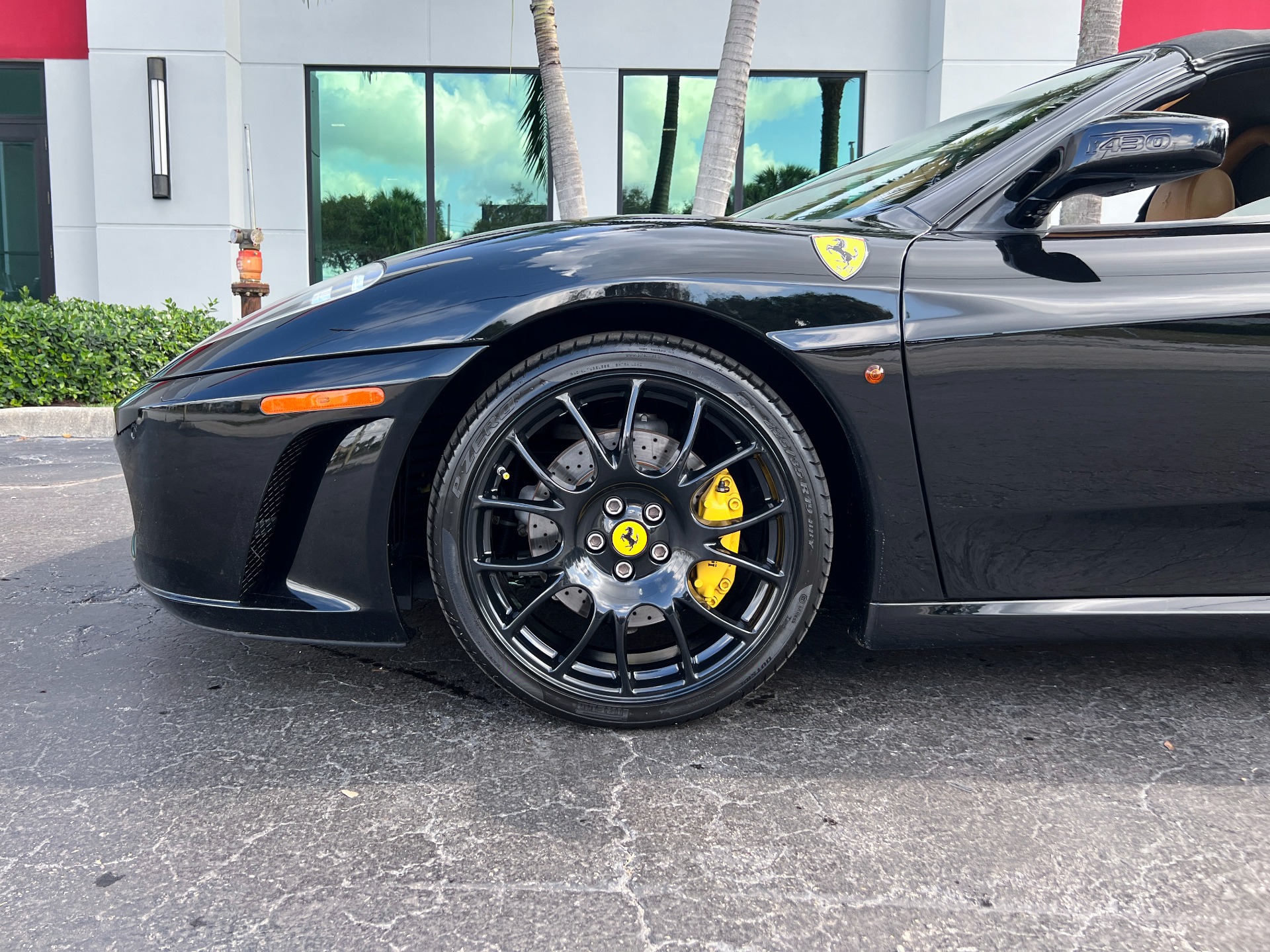 Used-2006-Ferrari-F430-F1-Spider
