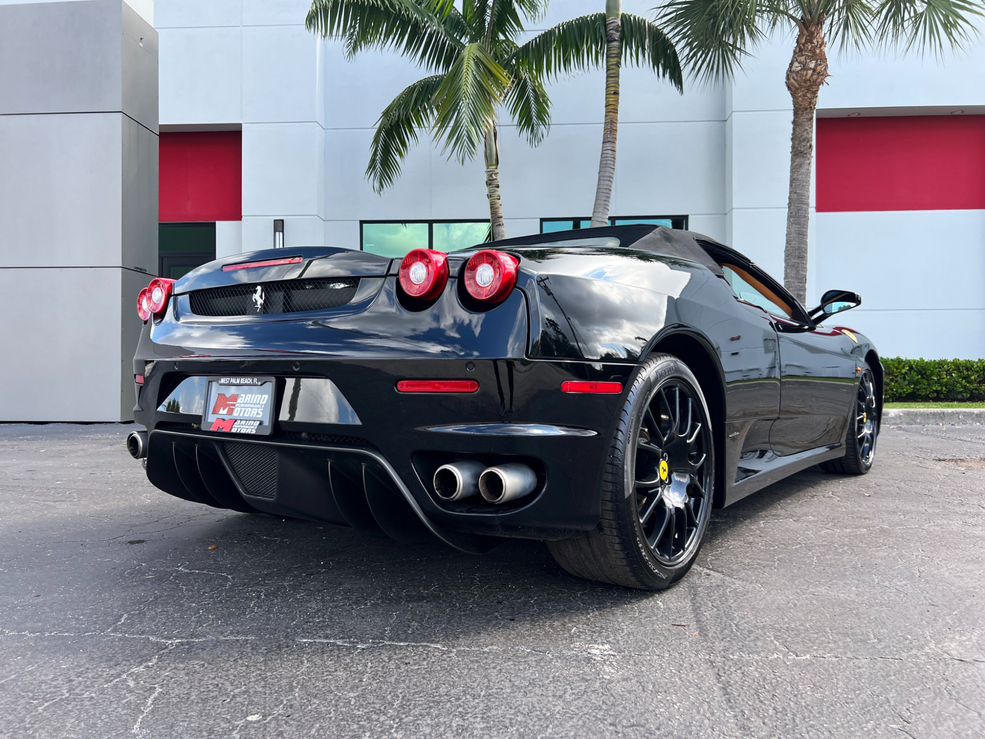 Used-2006-Ferrari-F430-F1-Spider