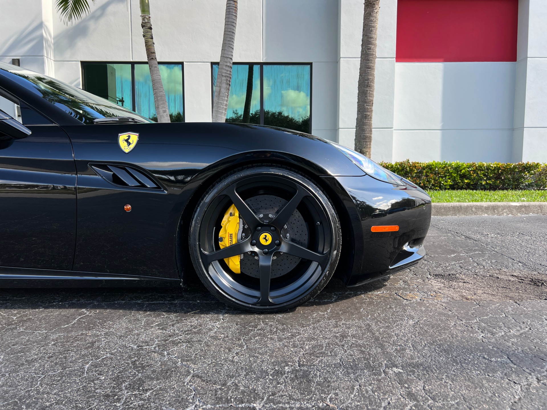 Used-2011-Ferrari-California