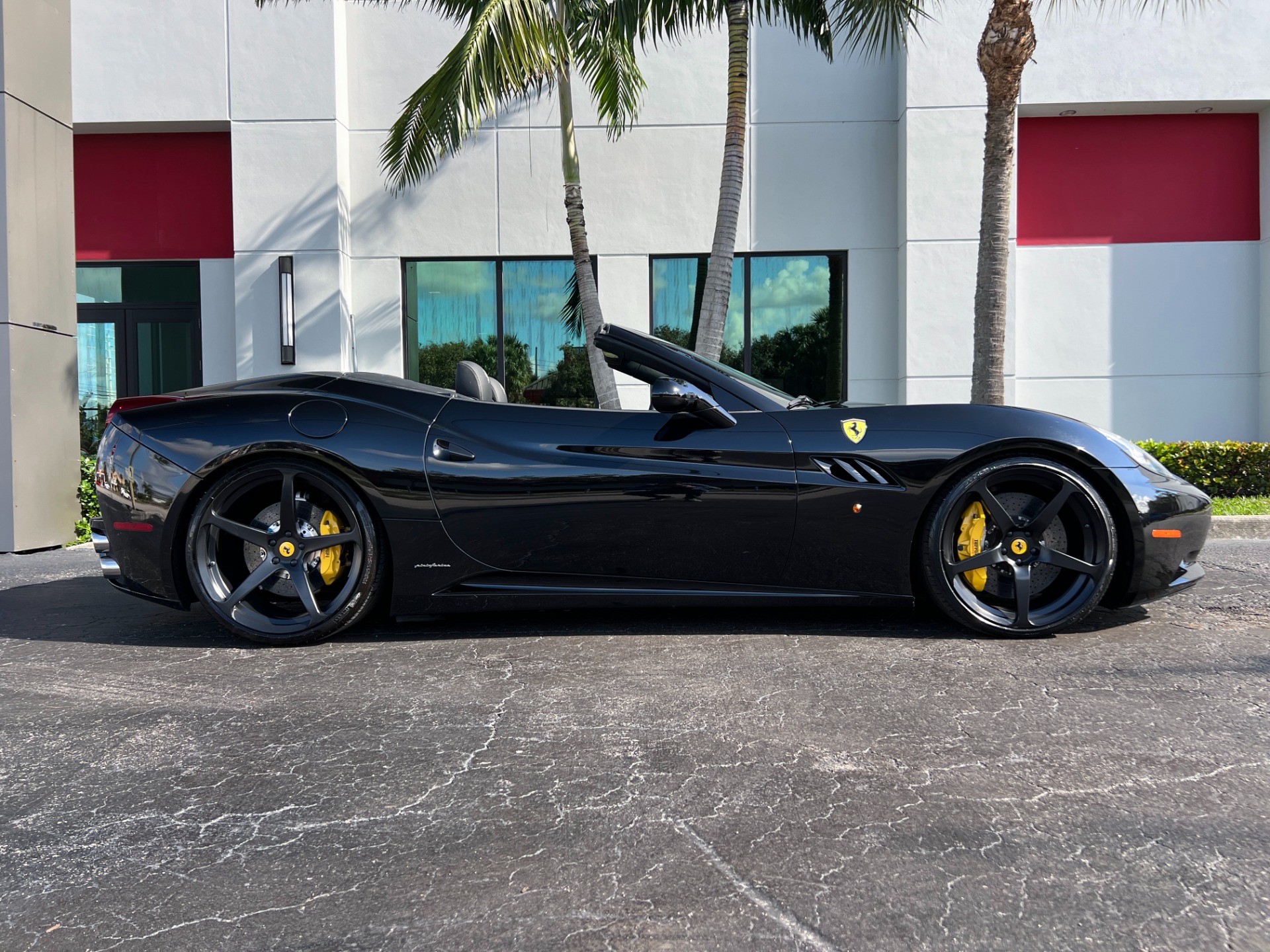 Used-2011-Ferrari-California