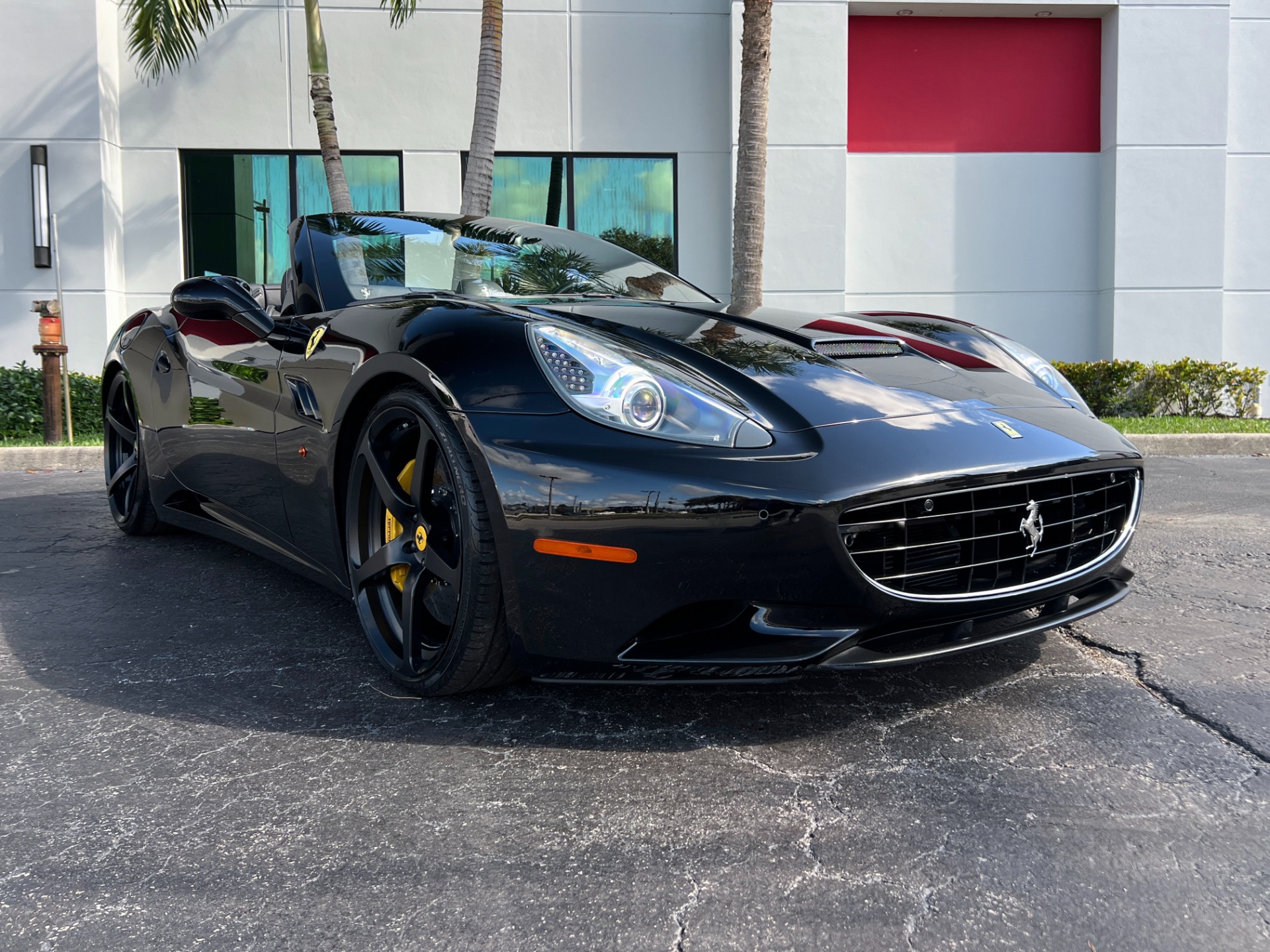 Used-2011-Ferrari-California