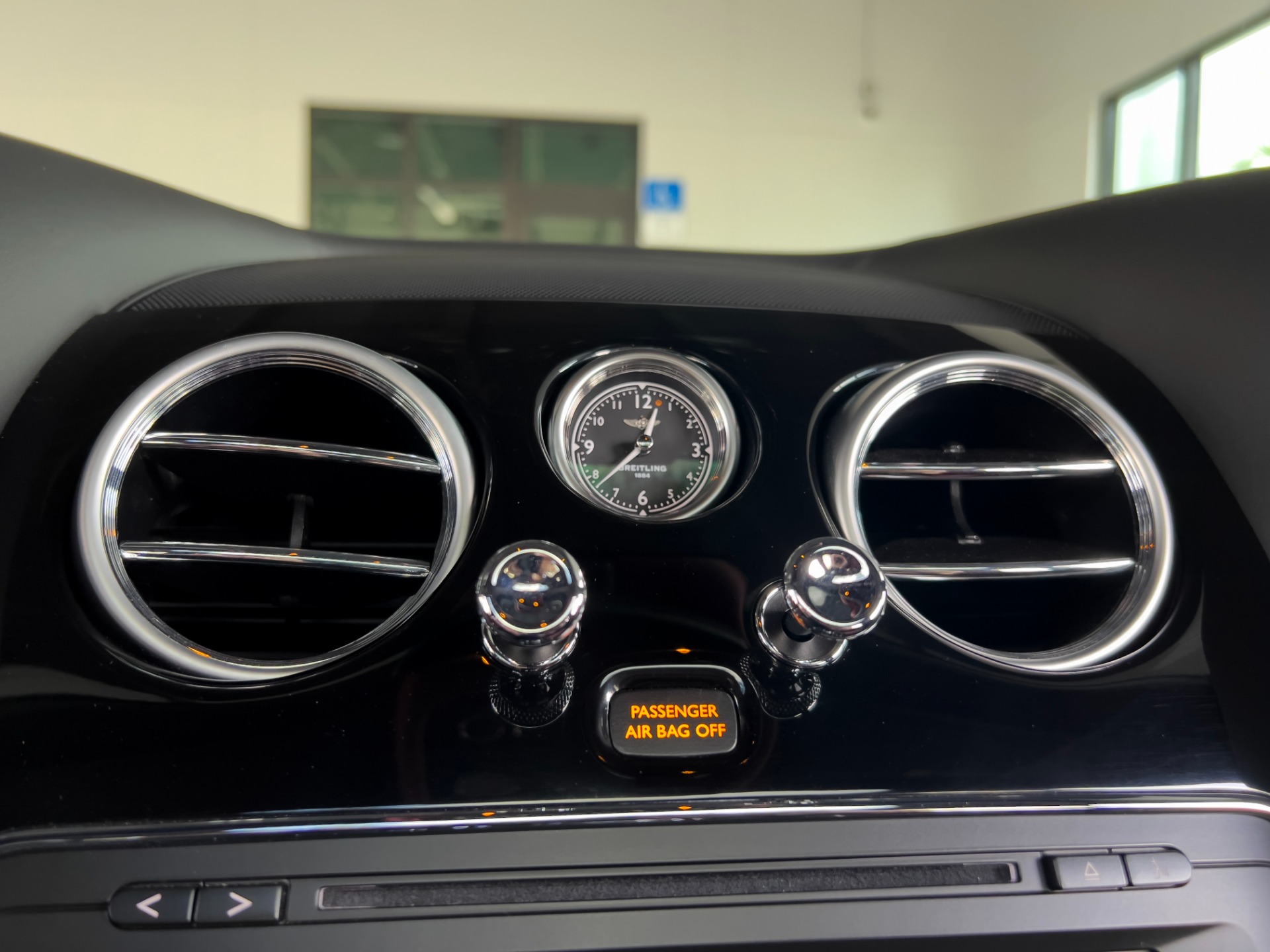 Used-2017-Bentley-Flying-Spur-V8-S