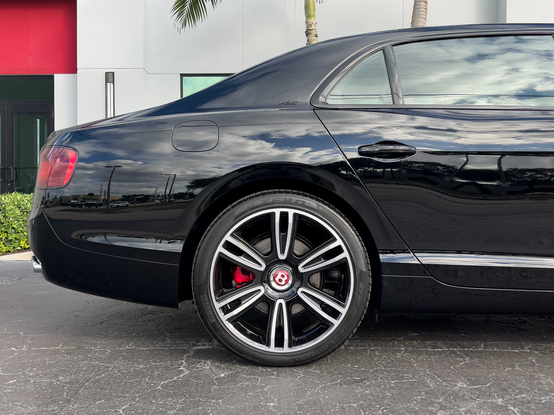 Used-2017-Bentley-Flying-Spur-V8-S