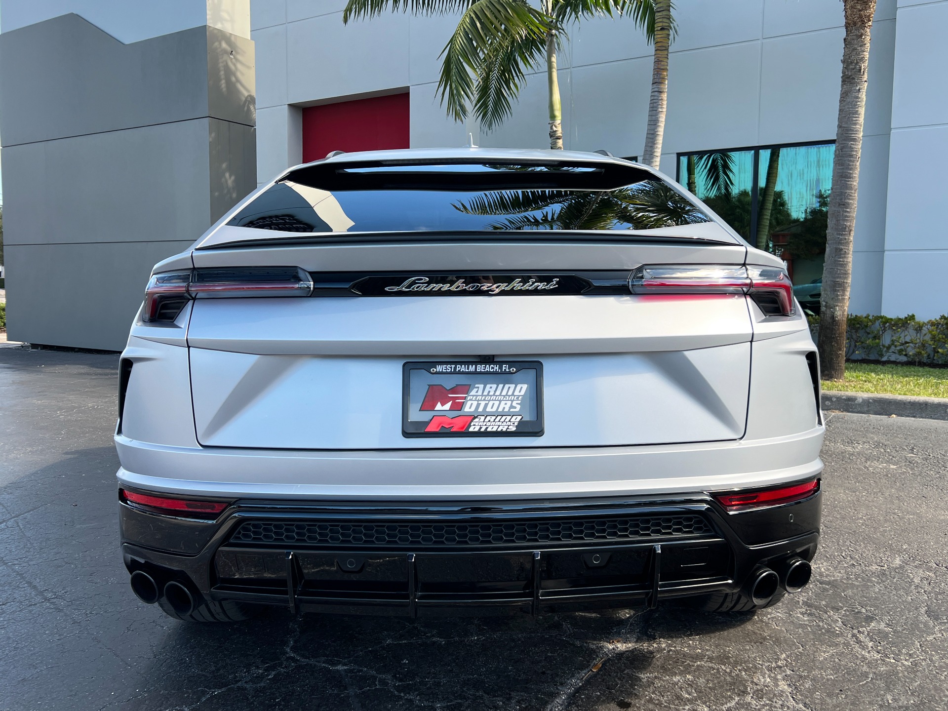 Used-2022-Lamborghini-Urus
