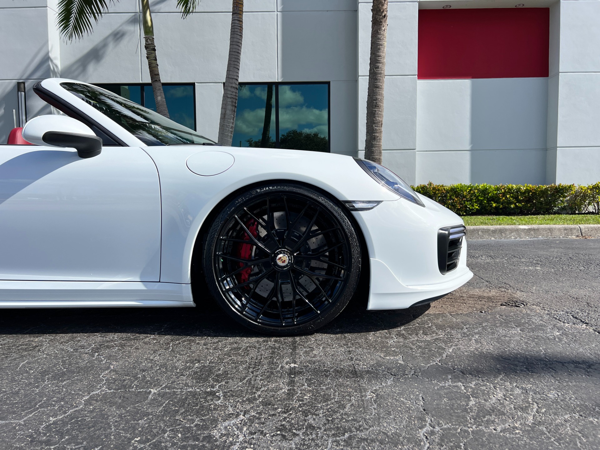 Used-2019-Porsche-911-Turbo-S