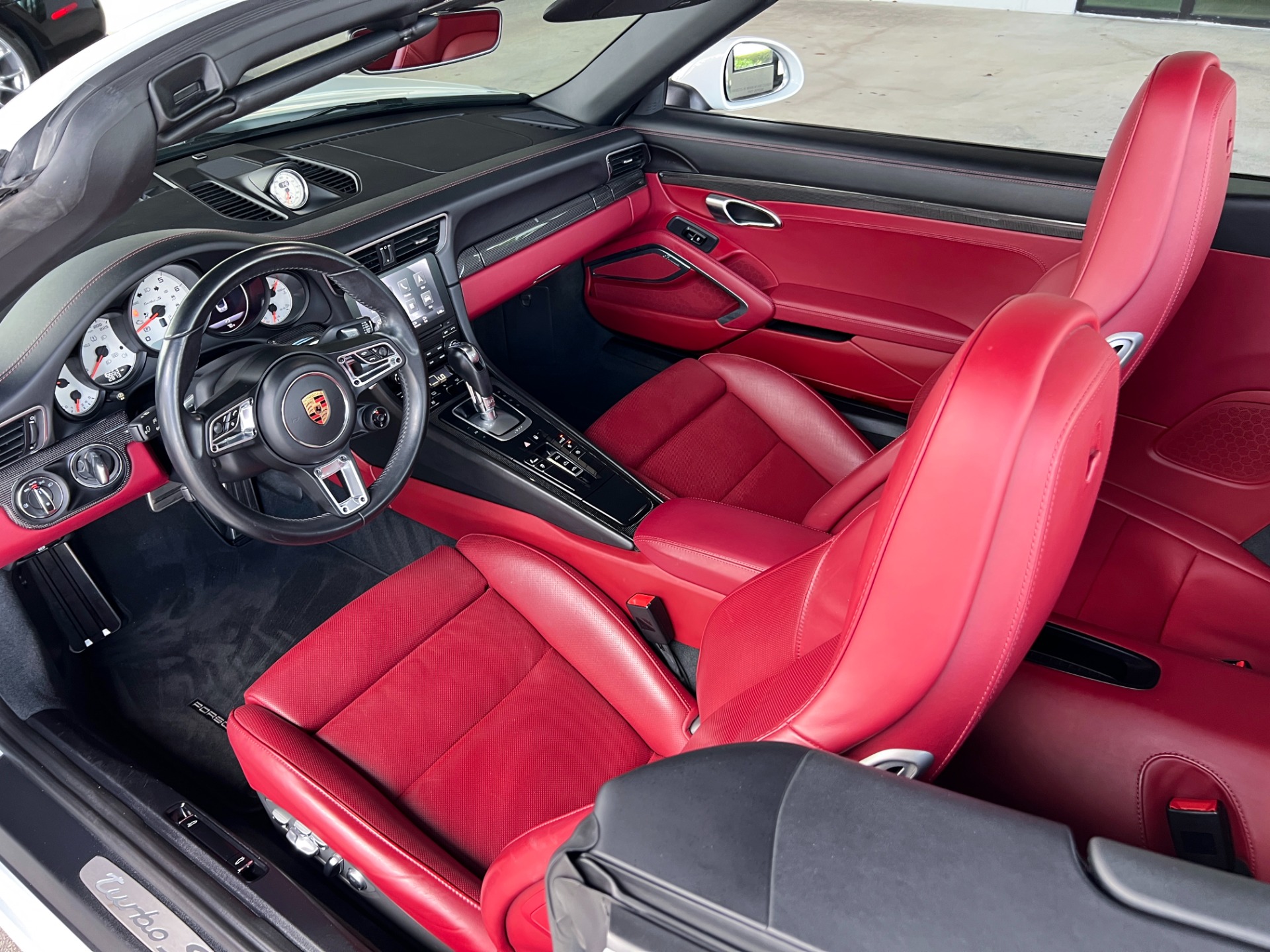 Used-2019-Porsche-911-Turbo-S