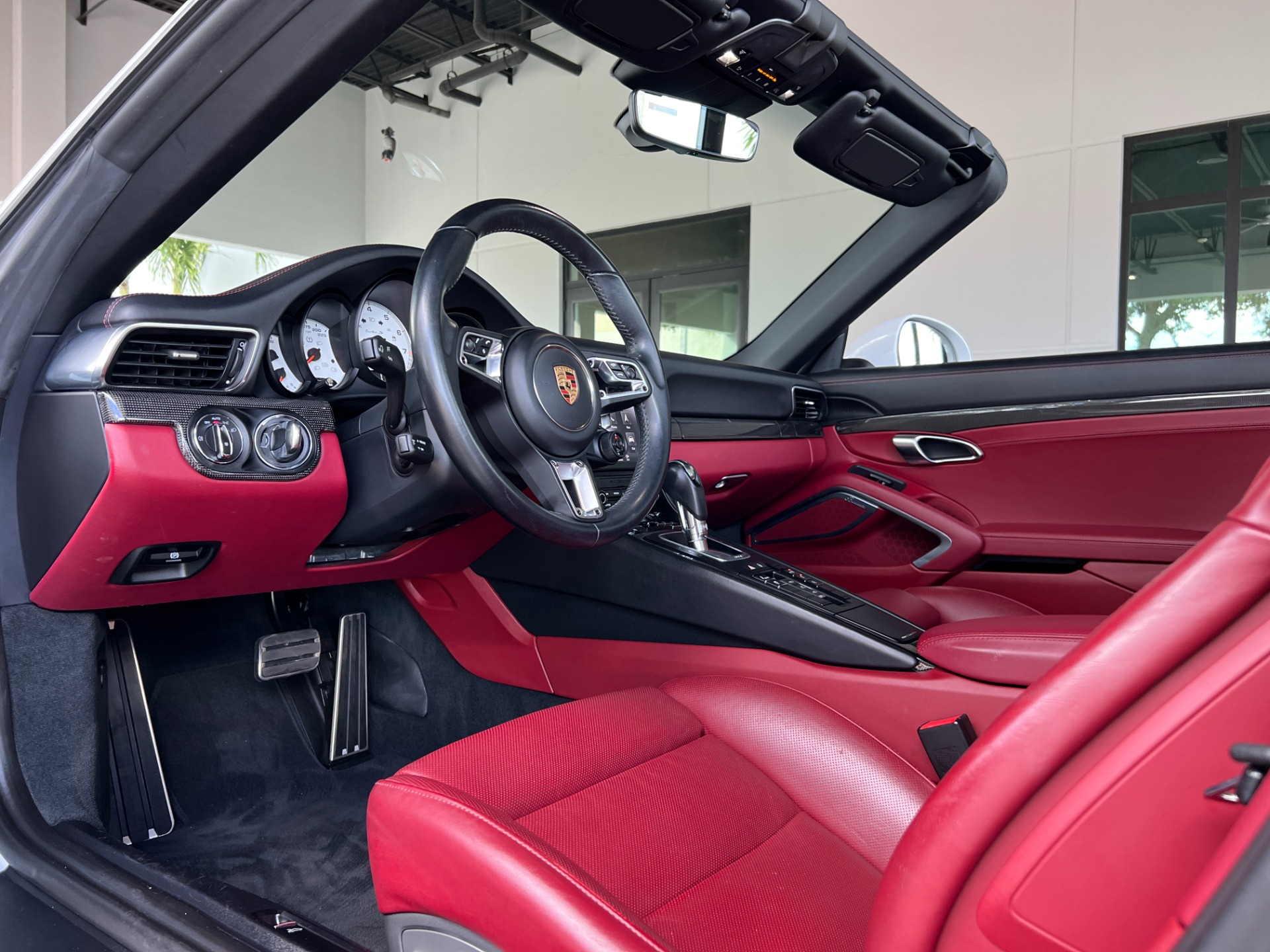 Used-2019-Porsche-911-Turbo-S