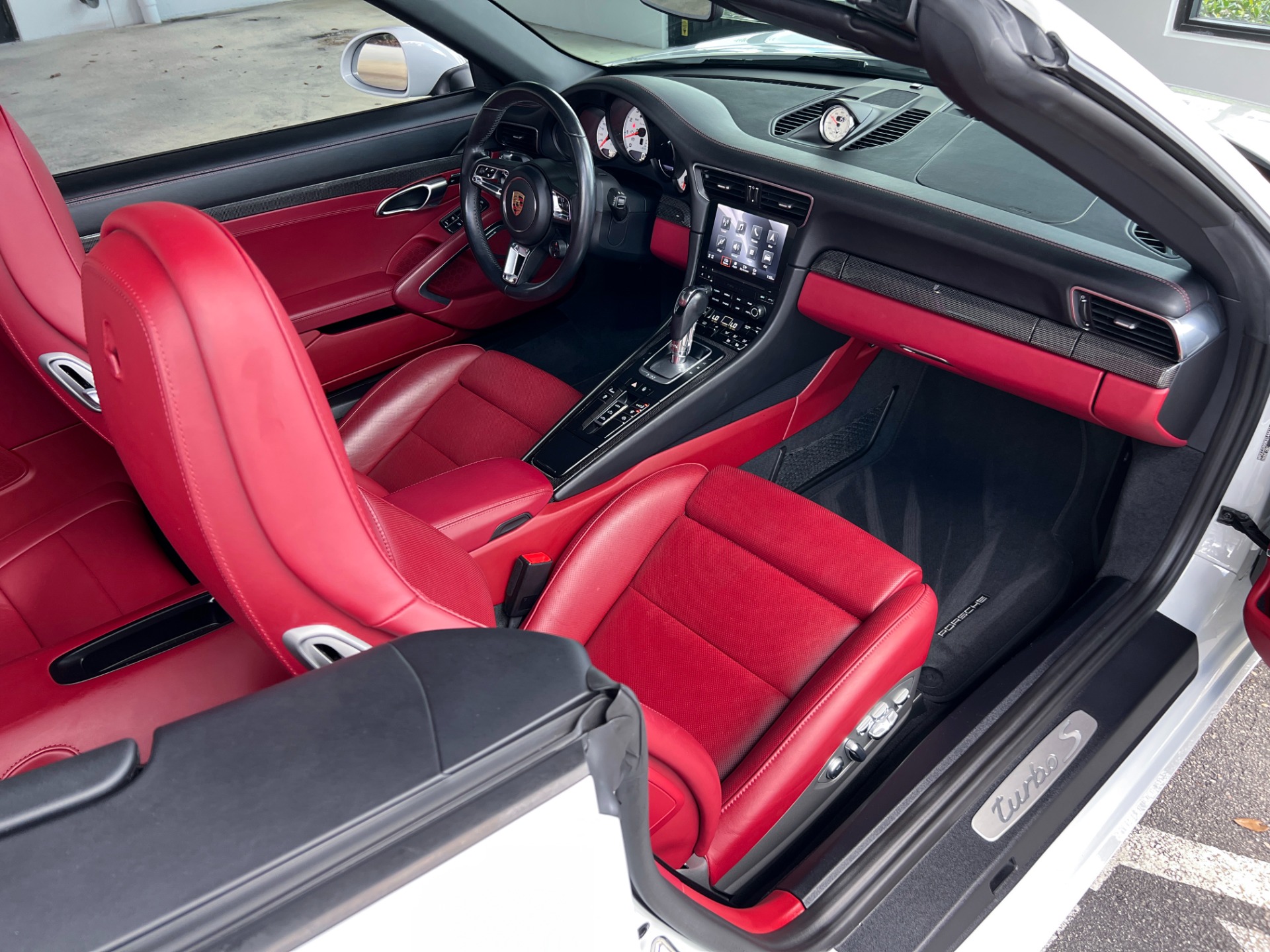 Used-2019-Porsche-911-Turbo-S