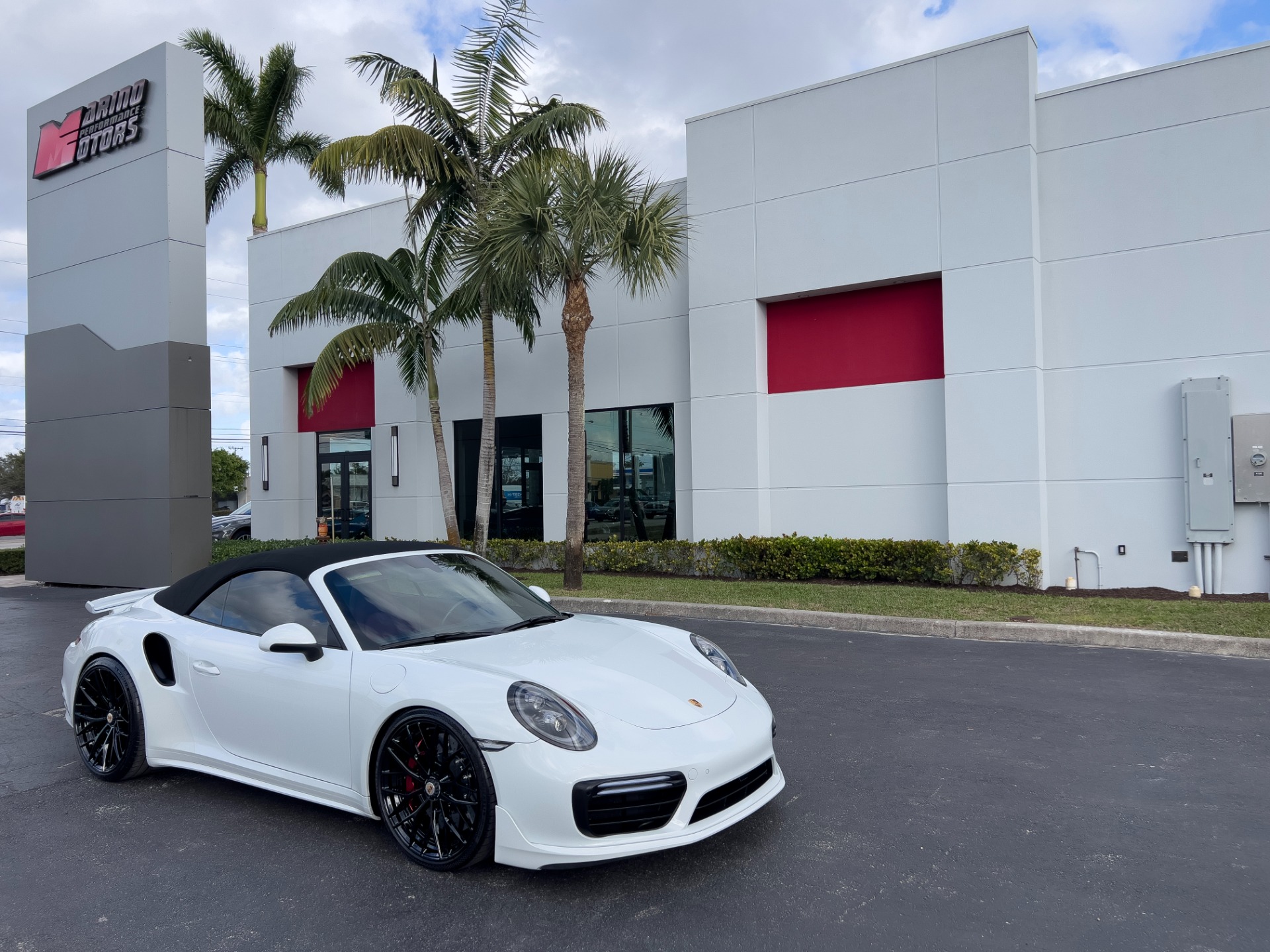 Used-2019-Porsche-911-Turbo-S