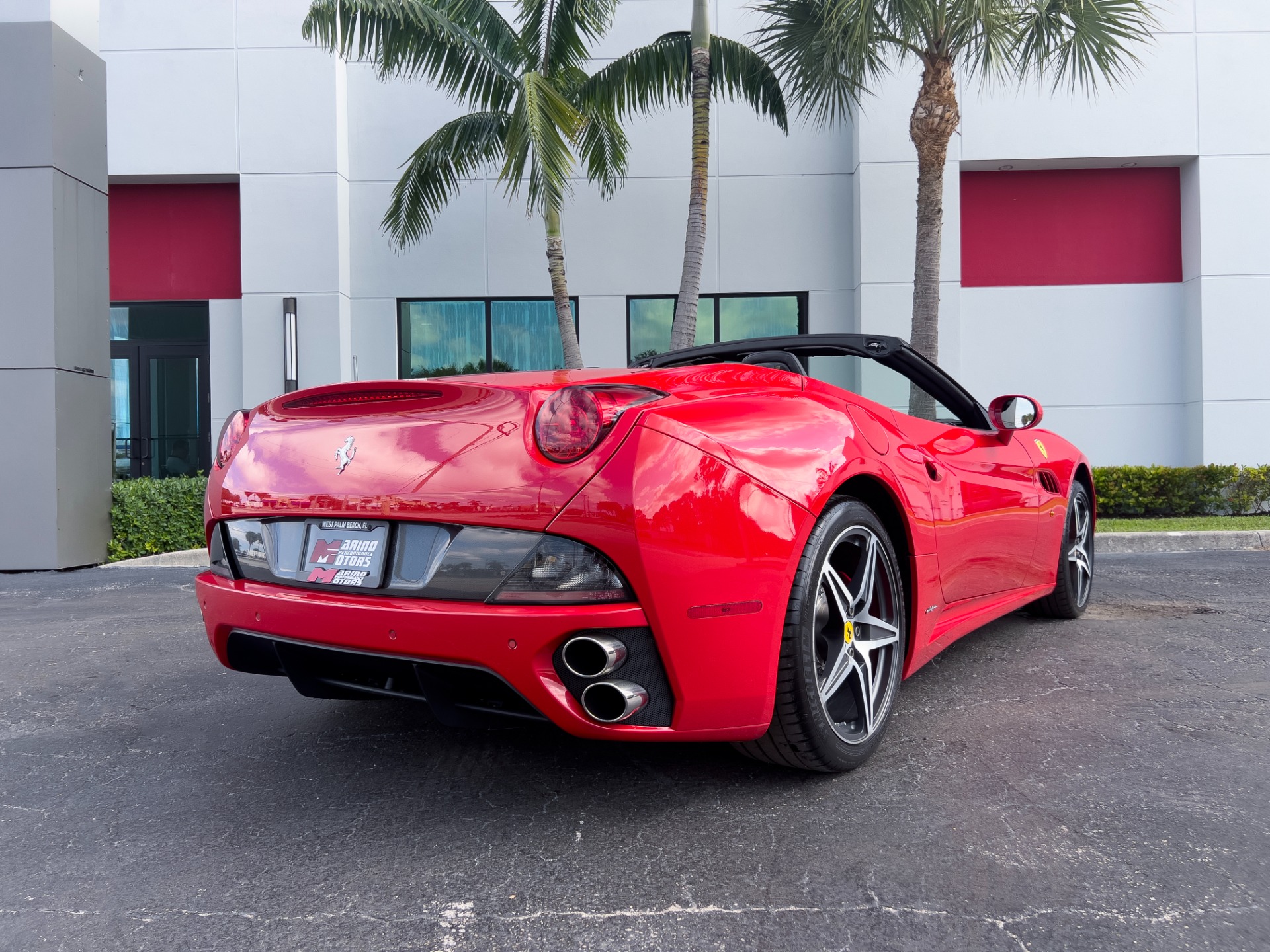 Used-2012-Ferrari-California