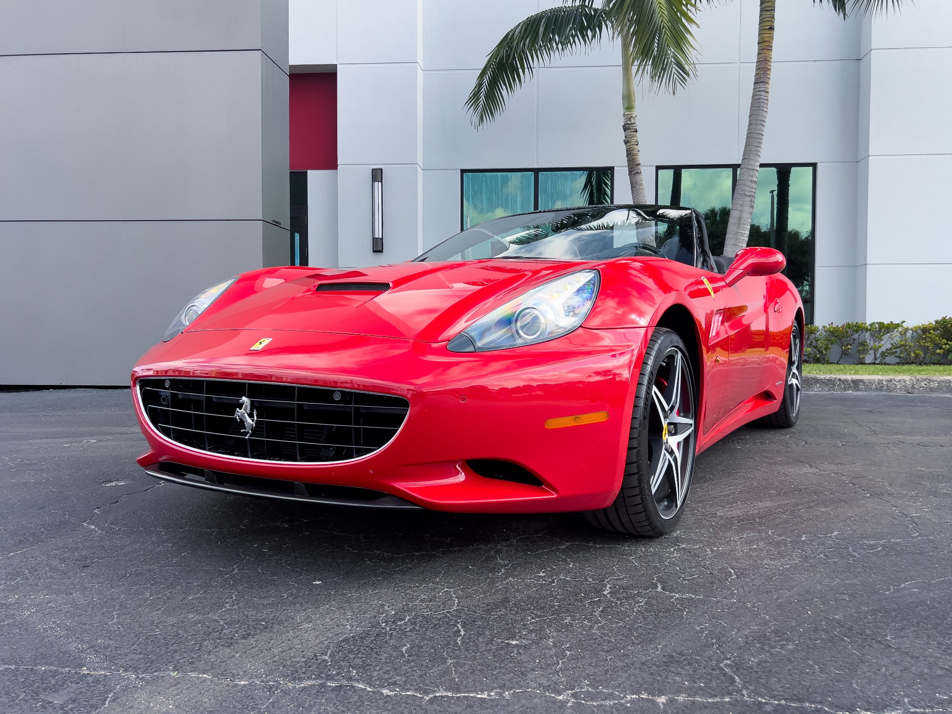 Used-2012-Ferrari-California