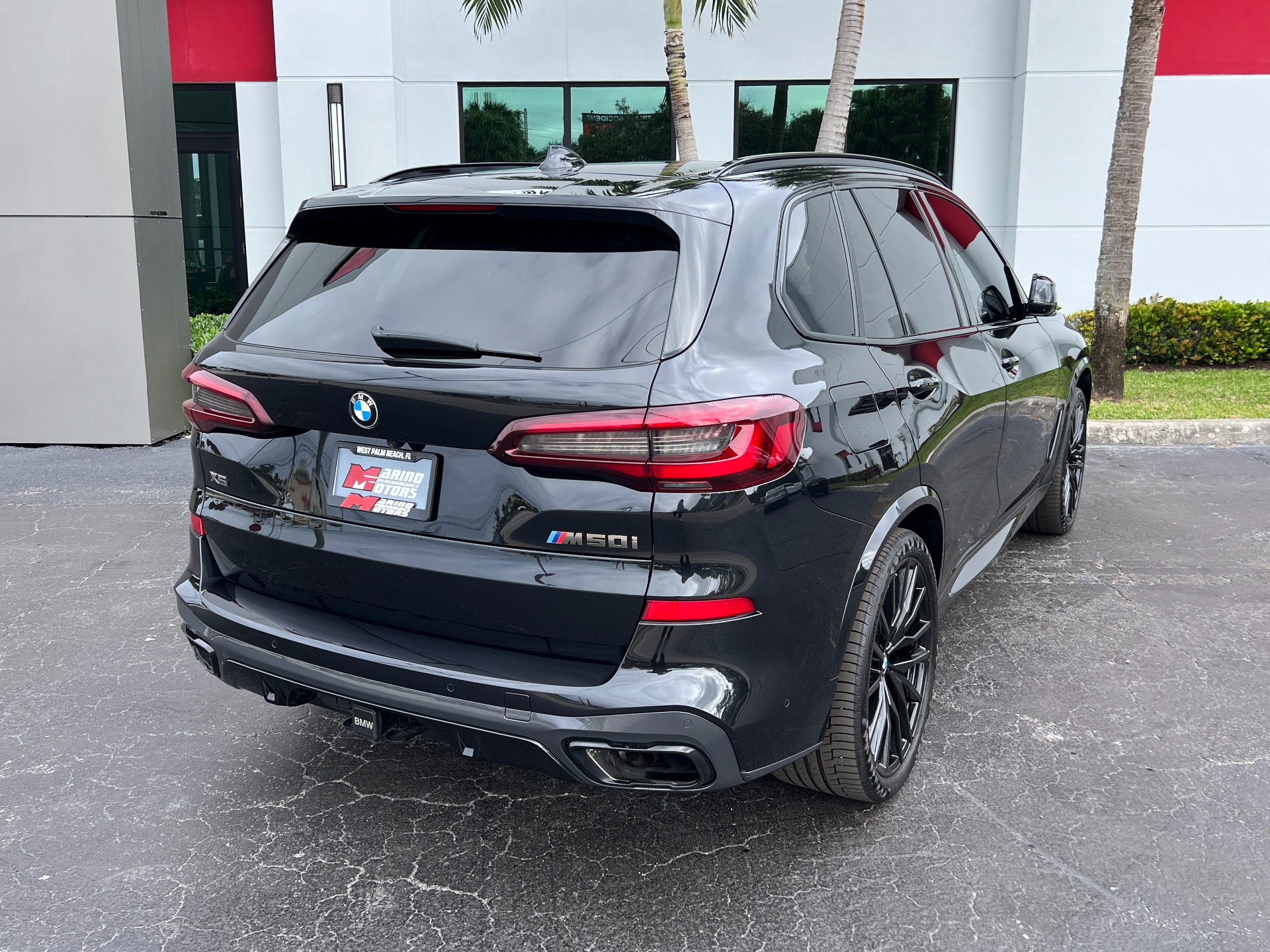 Used-2023-BMW-X5-M50i